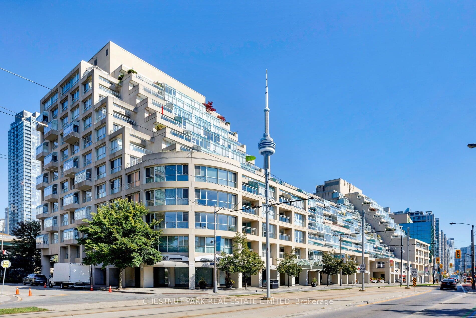 Unit 605E 460 Queens Quay photo 1