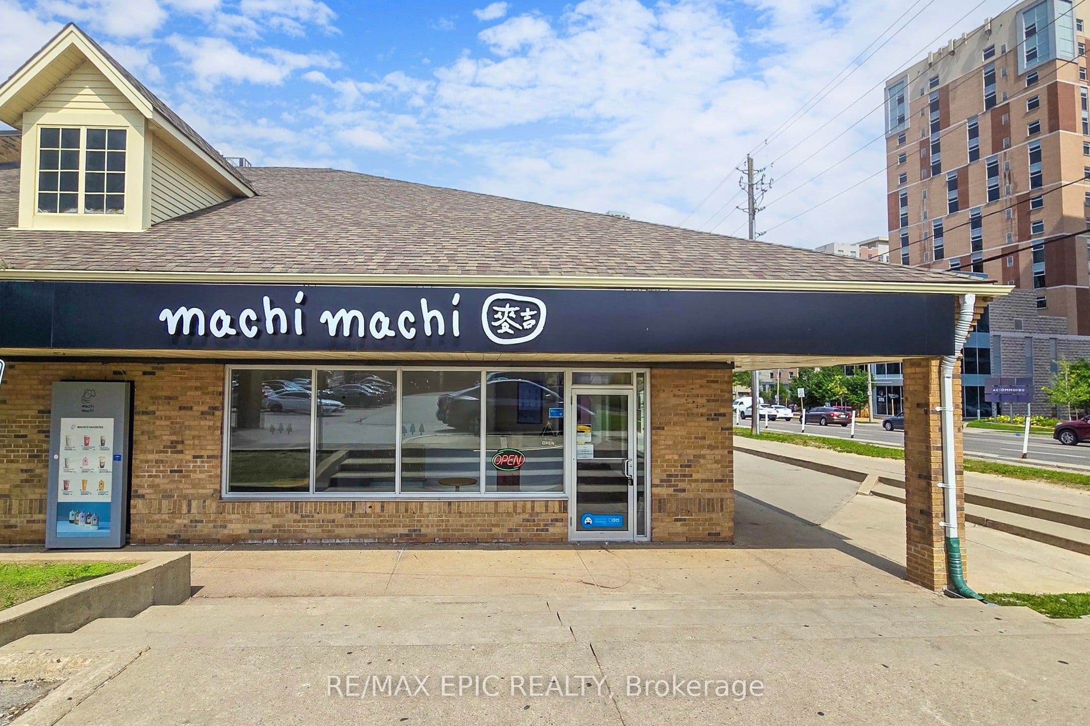 Unit 1B 140 University Avenue photo 1