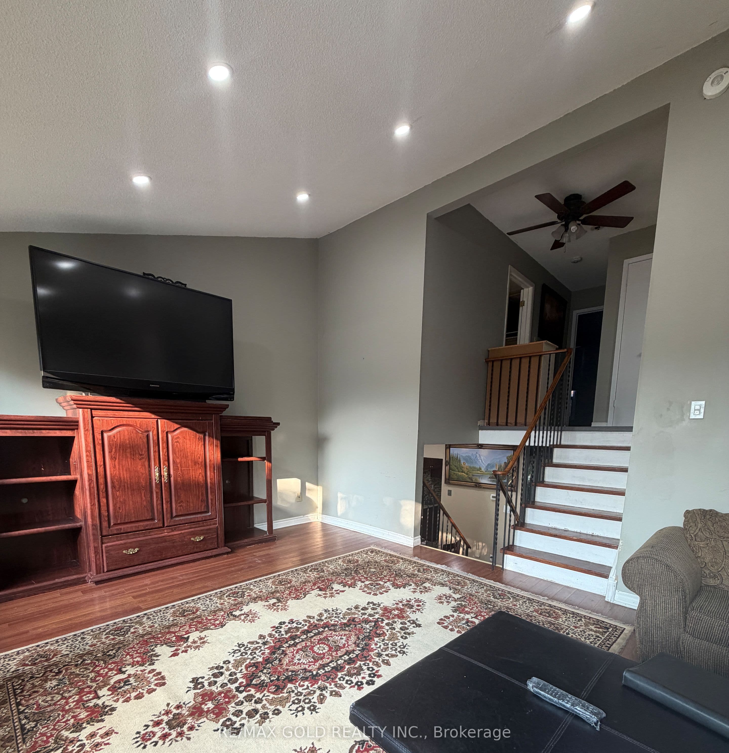 Unit Main 38 Carter Drive photo 1