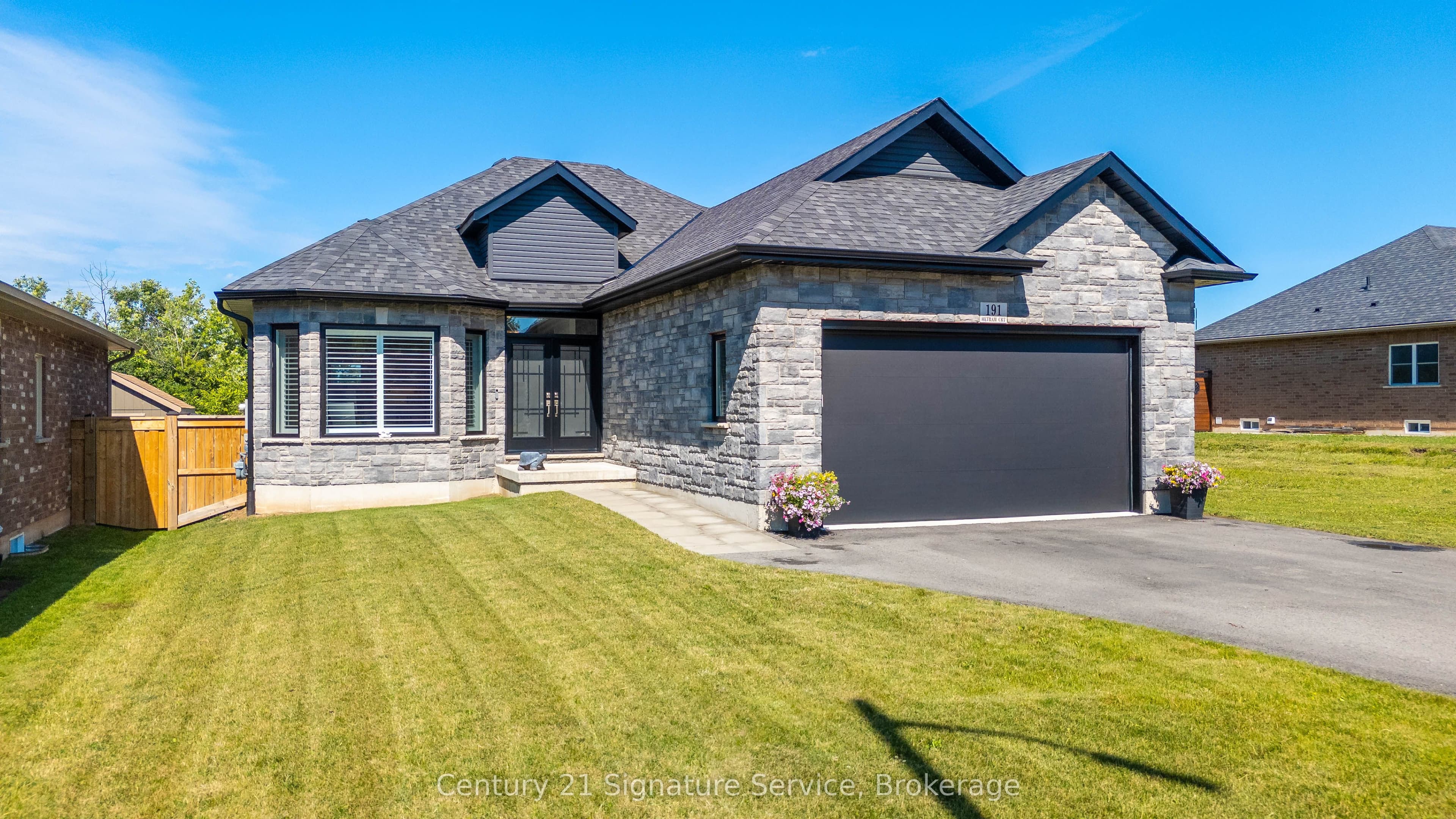 191 Hetram Court photo 1