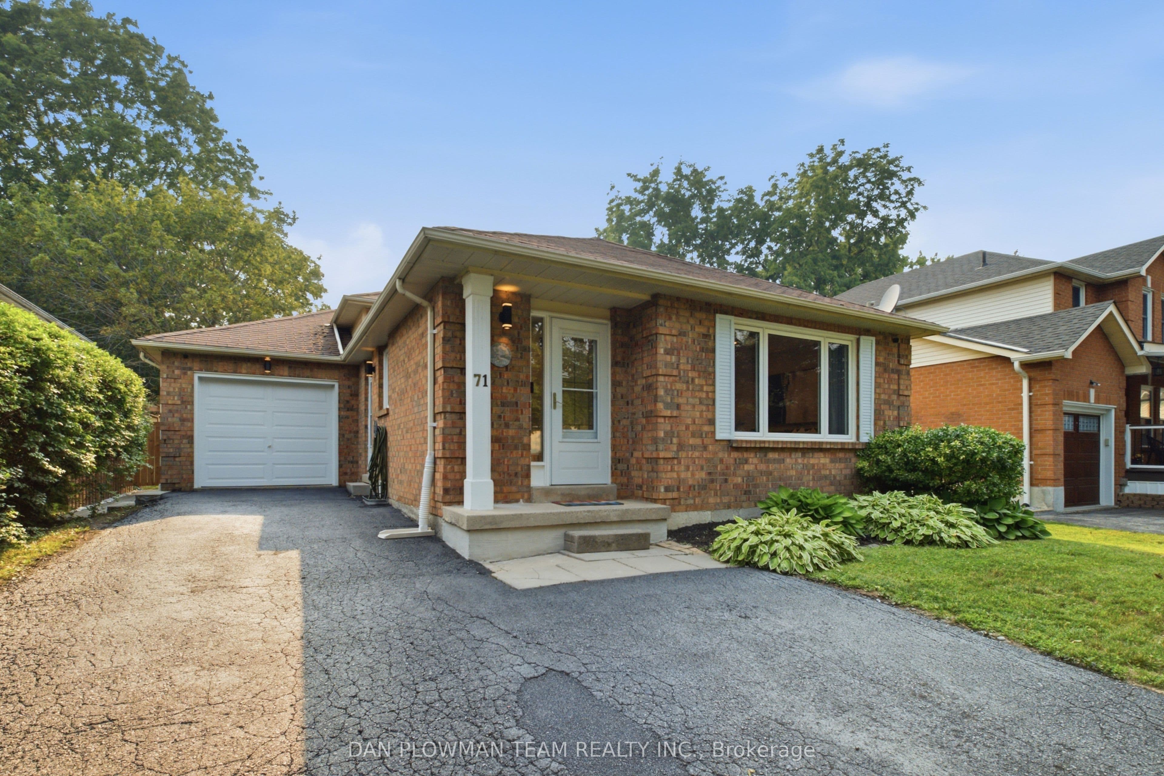 71 Prout Drive photo 1