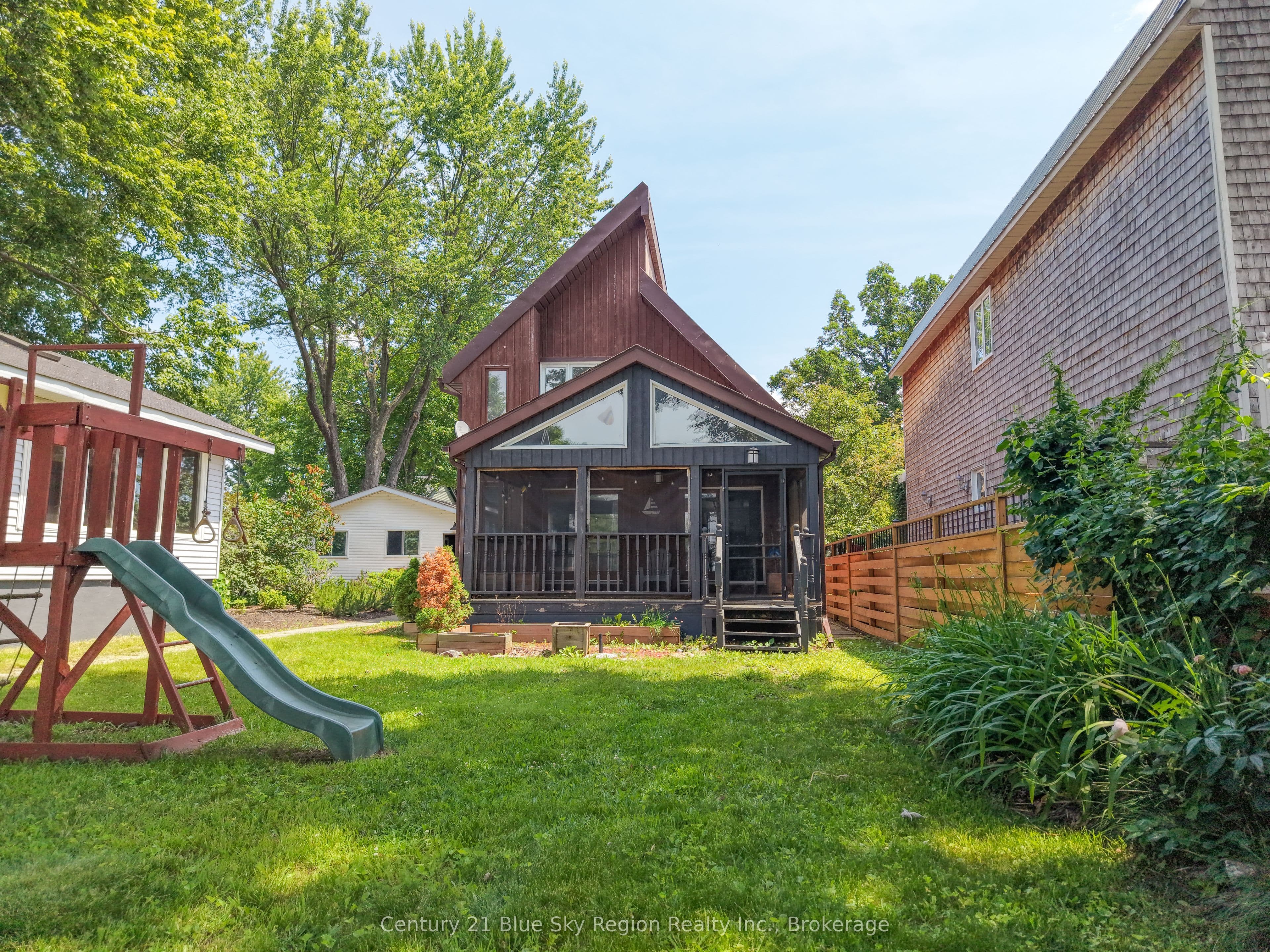 1151 Premier Road photo 1