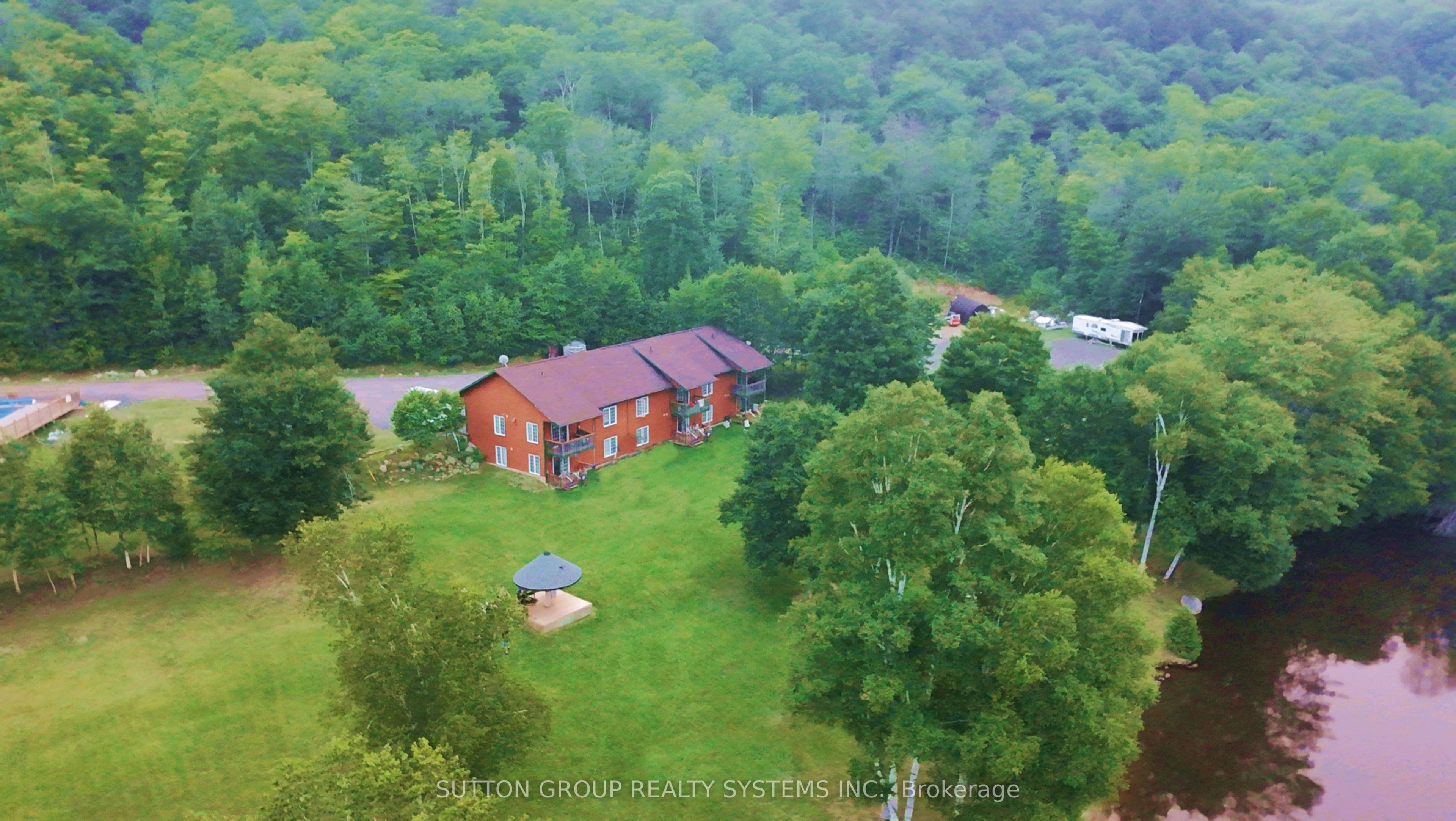 75 Wyse Road photo 1