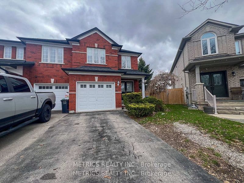 55 Frank Johnston Road photo 1