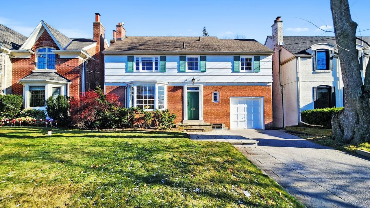 19 Strathgowan Crescent photo 1