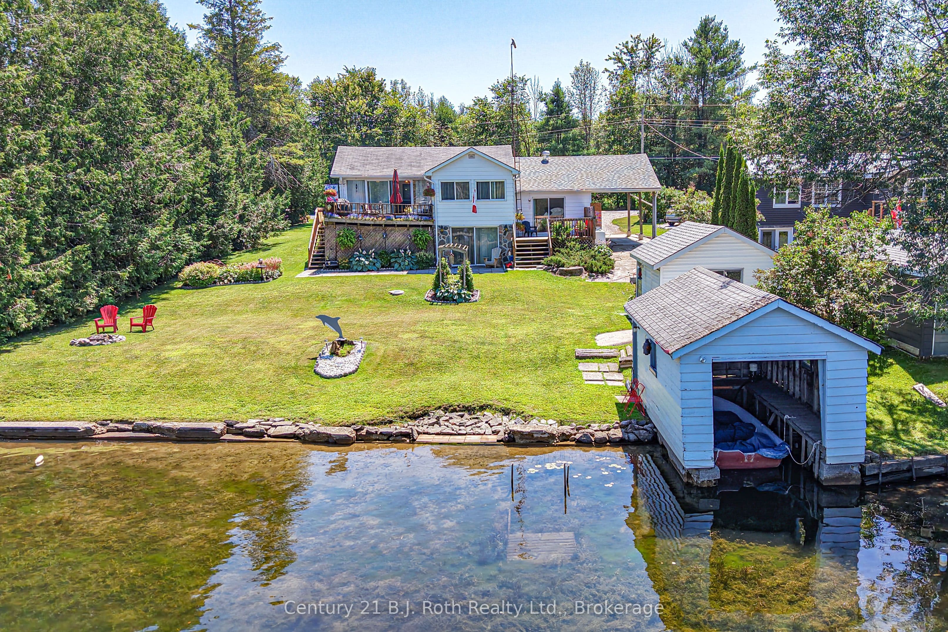 4202 Canal Road photo 1