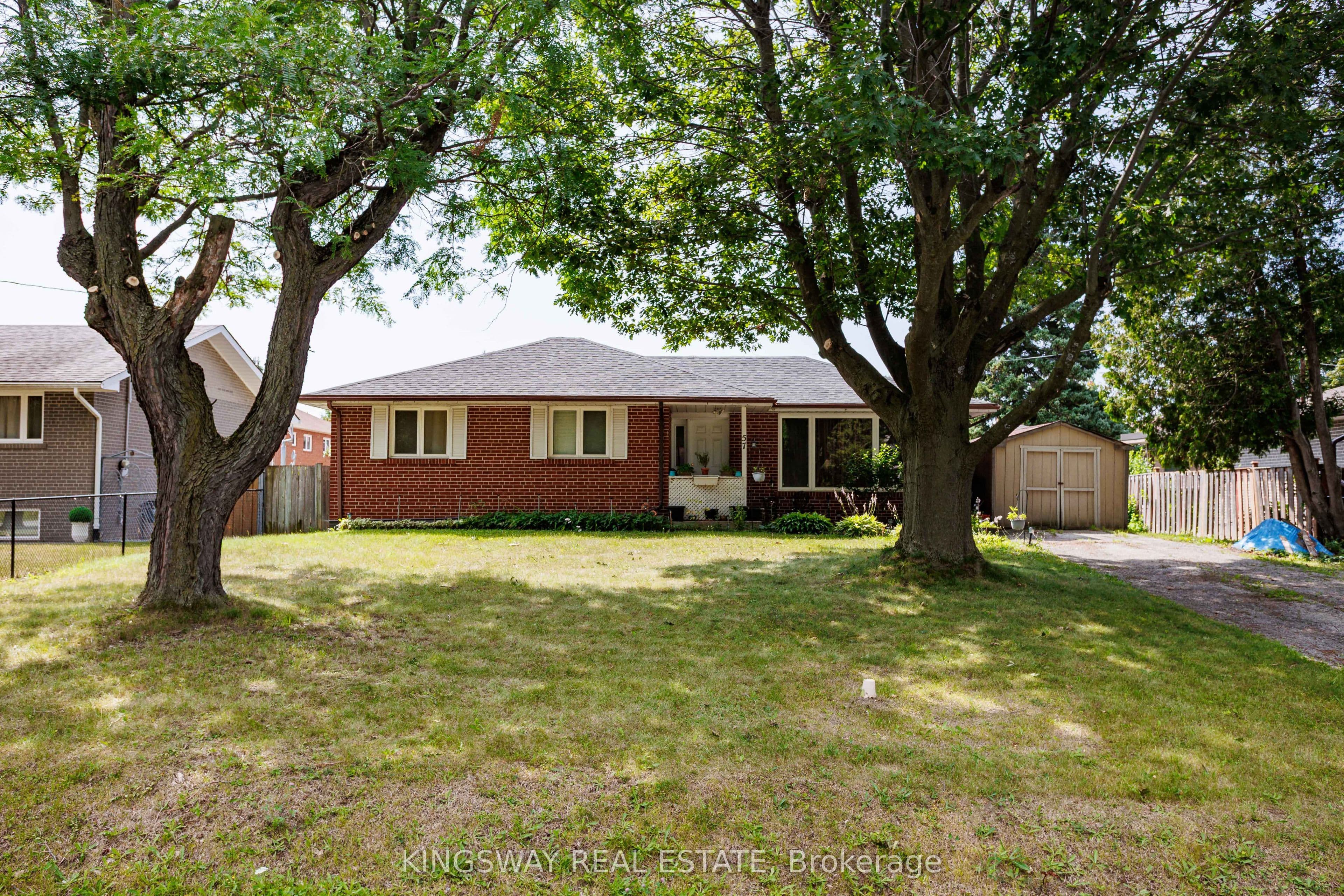 57 Lancer Drive photo 1
