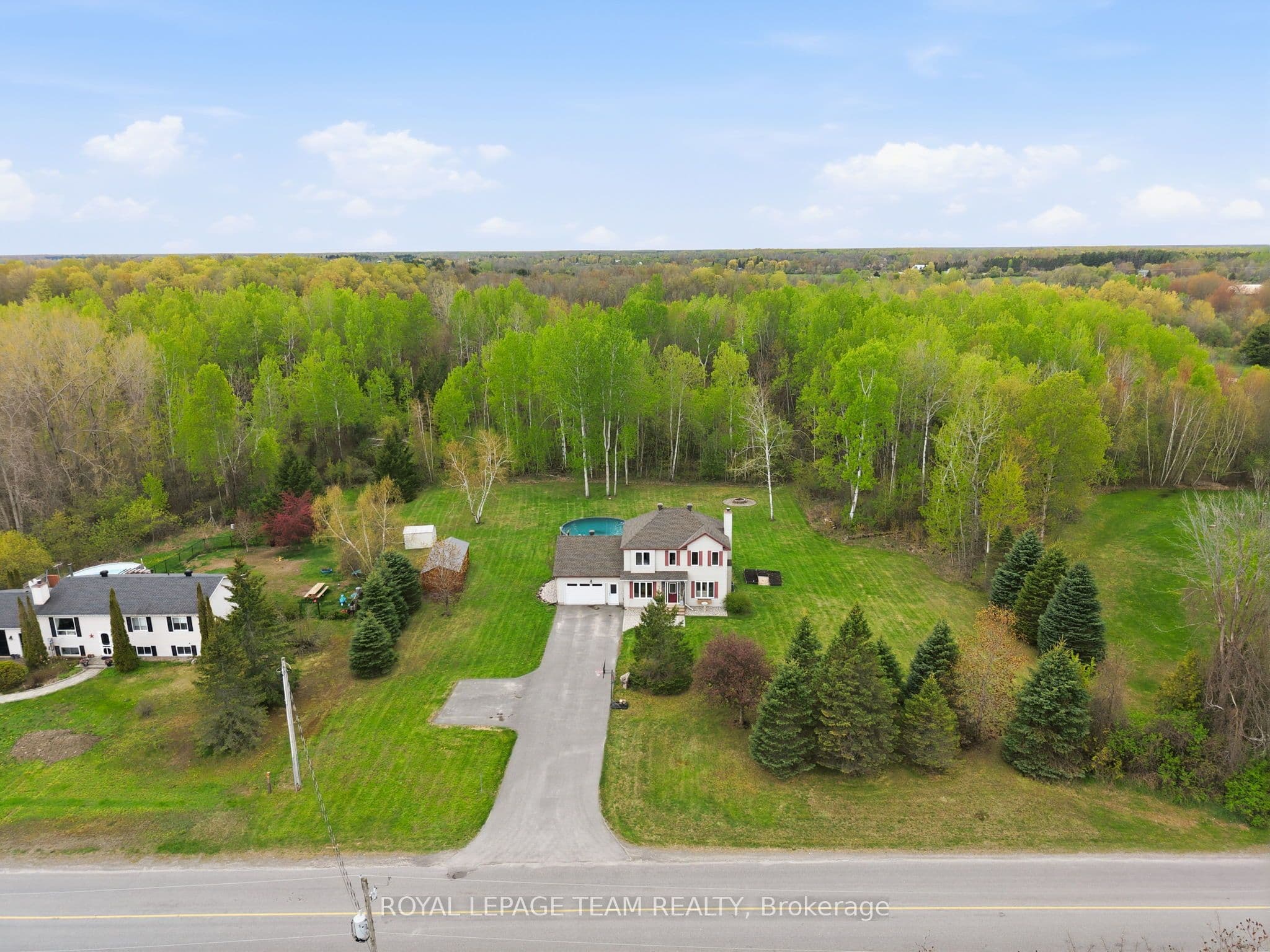 480 Dennison Road photo 1