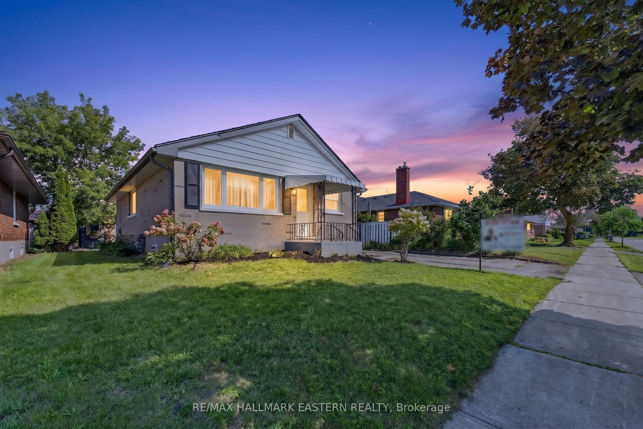 754 CRAWFORD Place photo 1