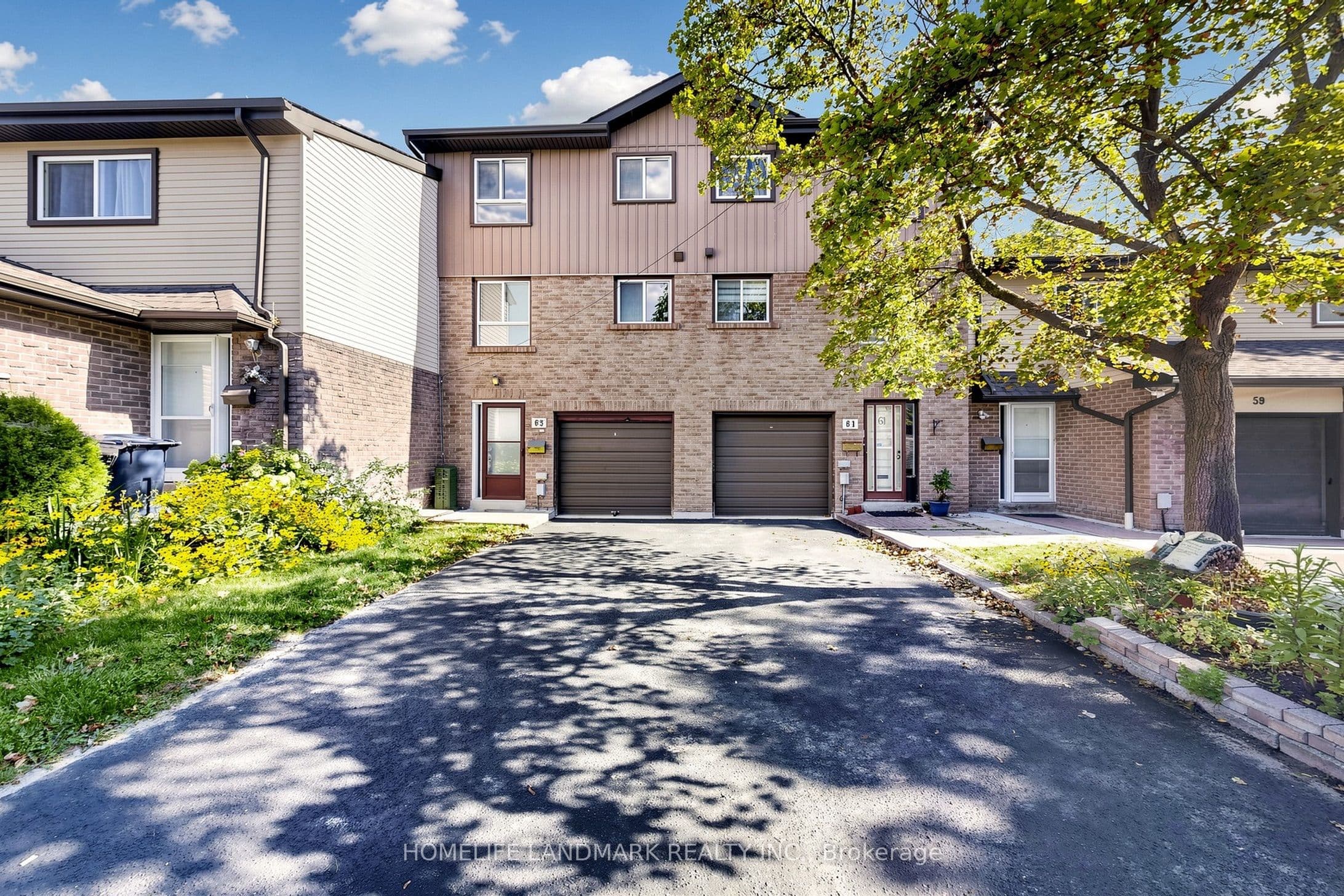 Unit 63 1131 Sandhurst Circle photo 1