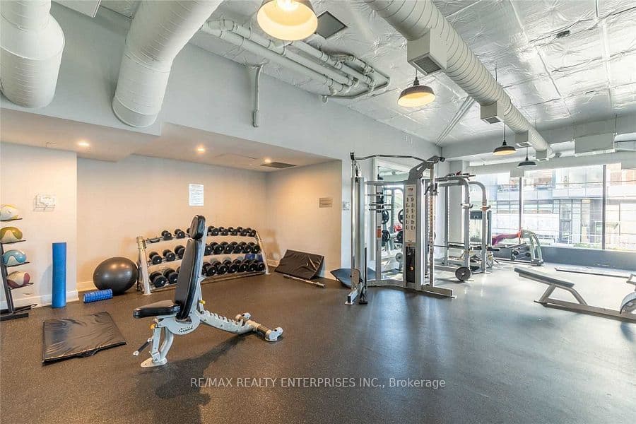 Unit 722 169 Fort York Boulevard photo 1
