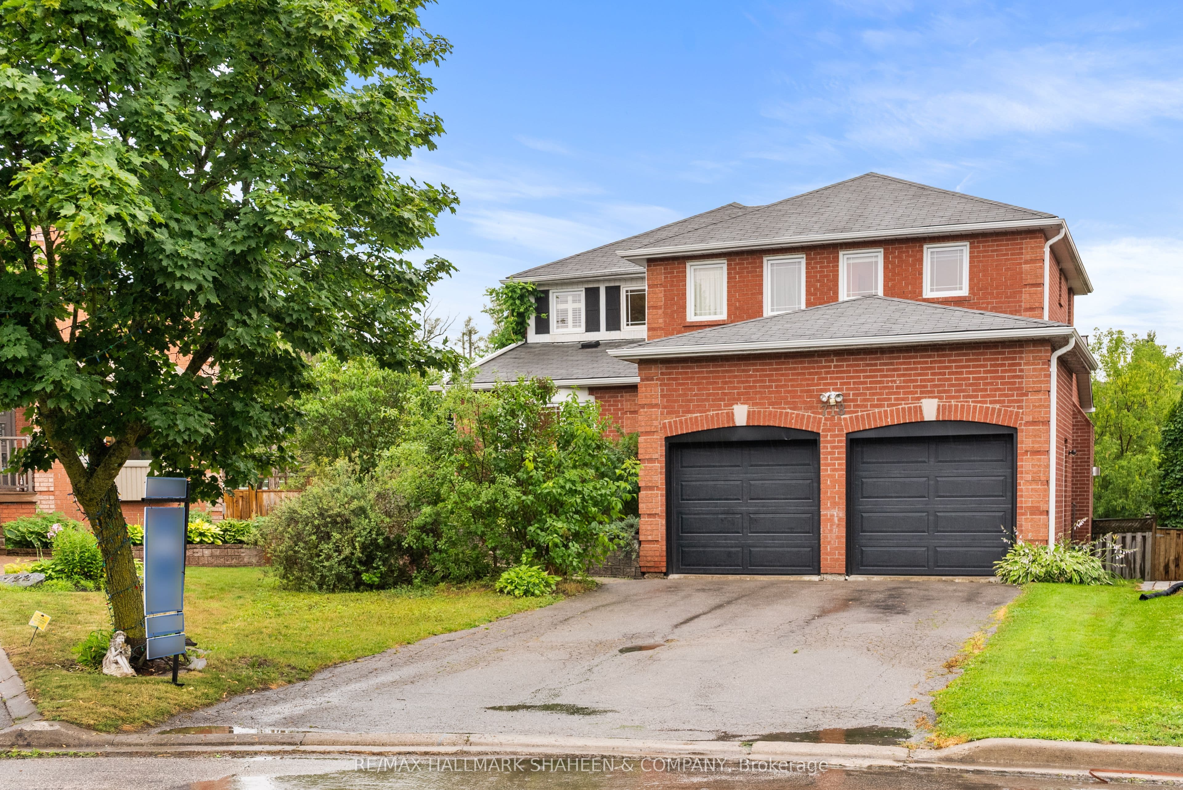 718 Firth Court photo 1