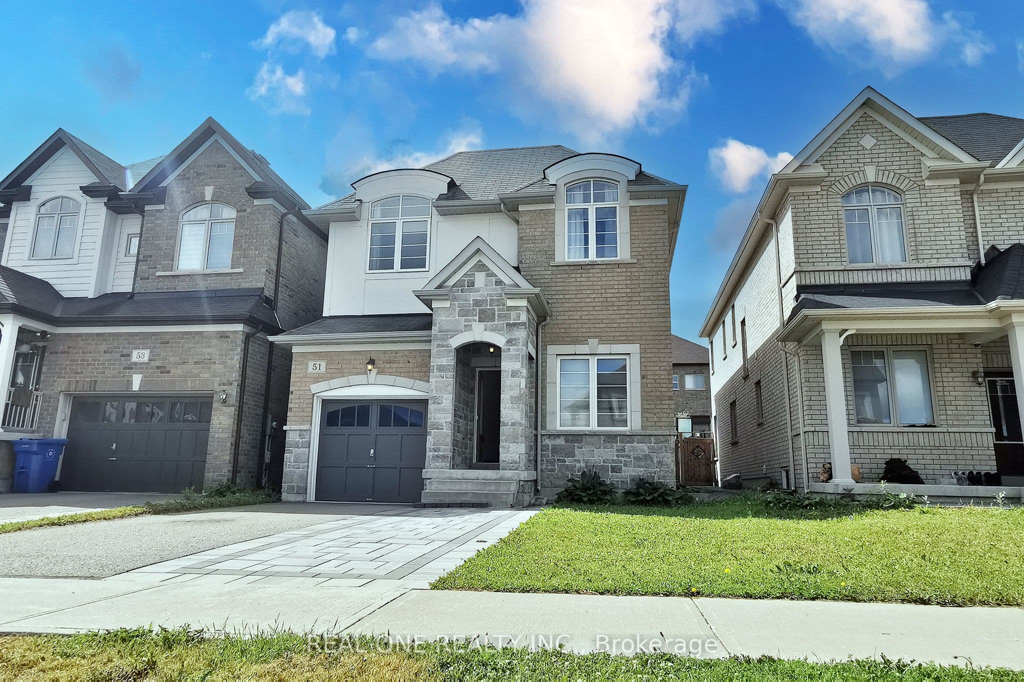 51 Kavanagh Avenue photo 1