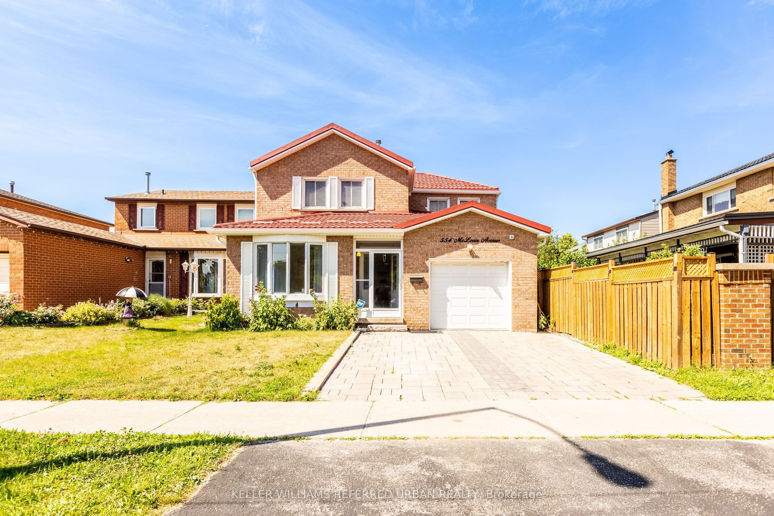 554 Mclevin Avenue photo 1