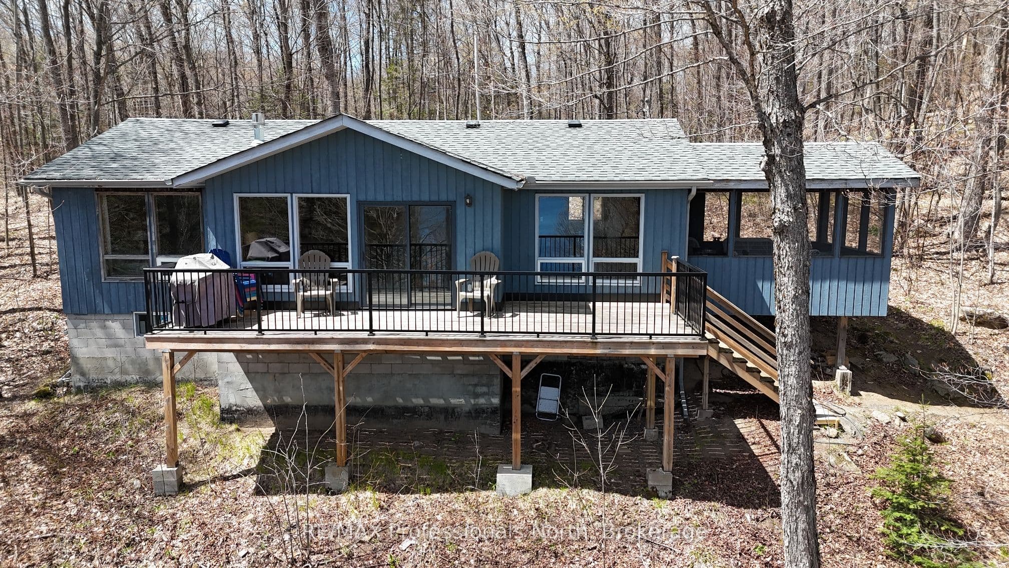 1226 Hubbard & Montgomery Lane photo 1
