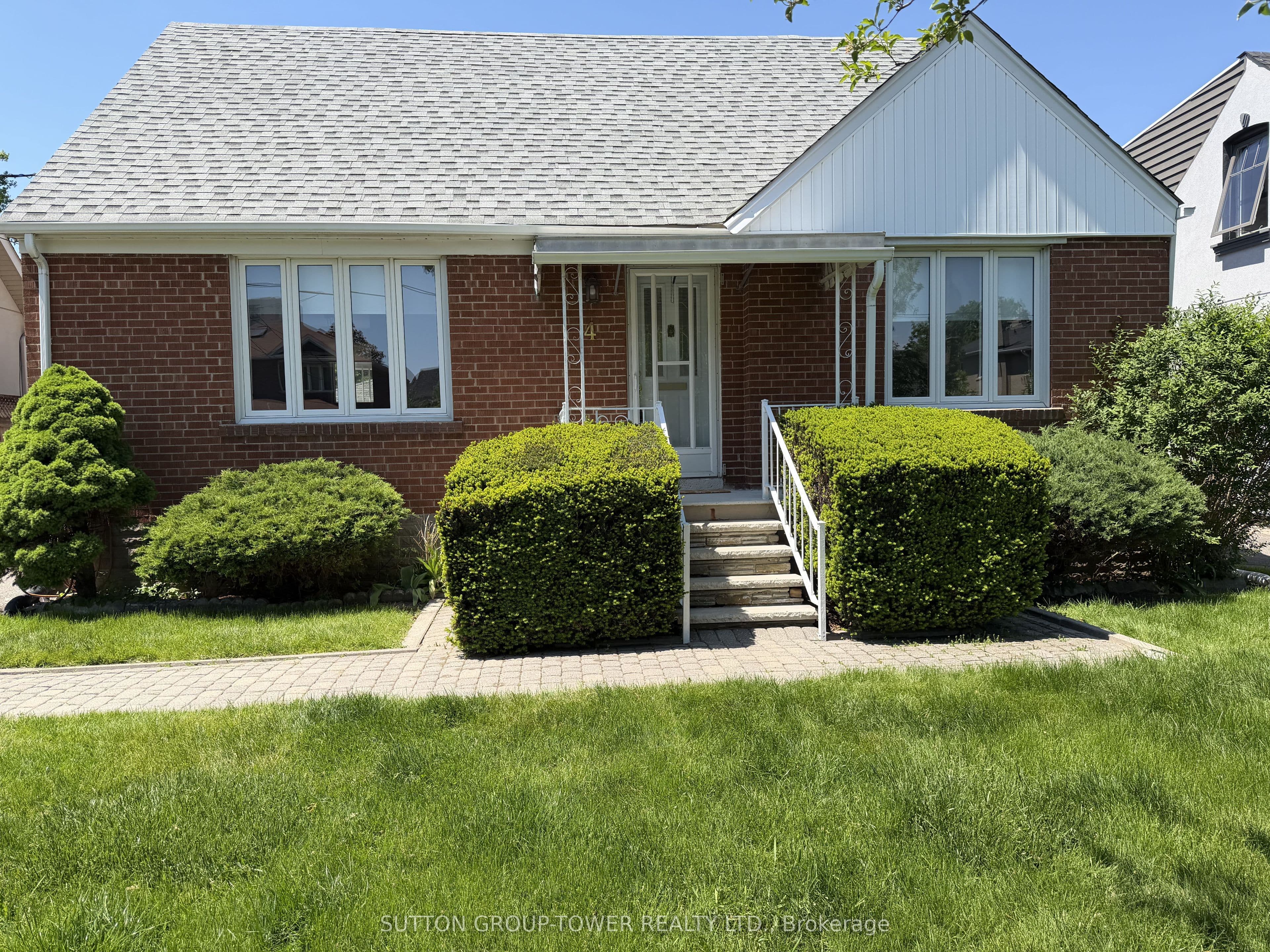 4 Steven Avenue photo 1