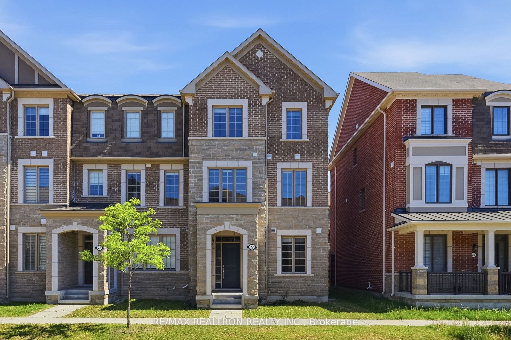 77 Casely Avenue photo 1