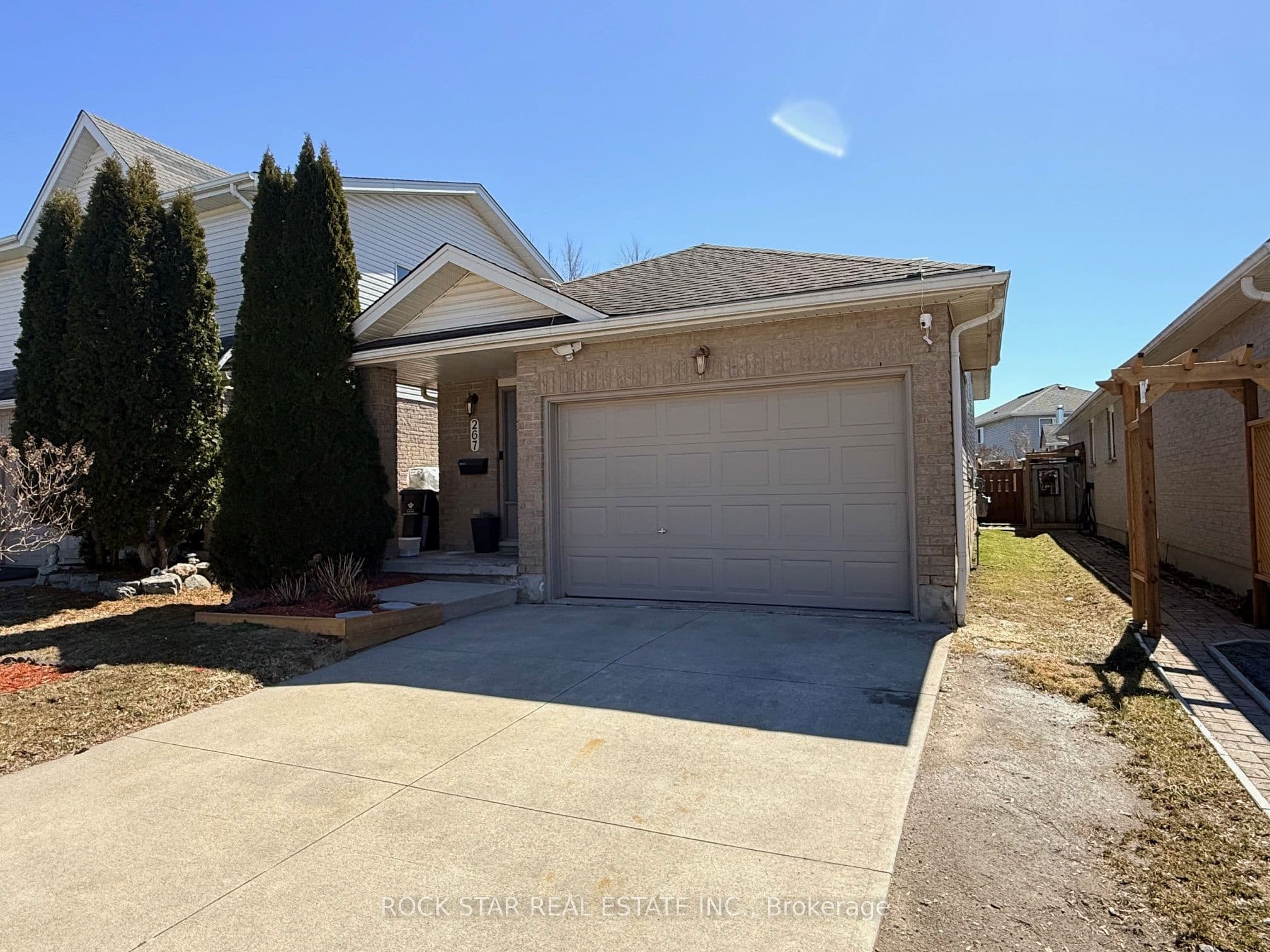 267 Grey Fox Drive photo 1