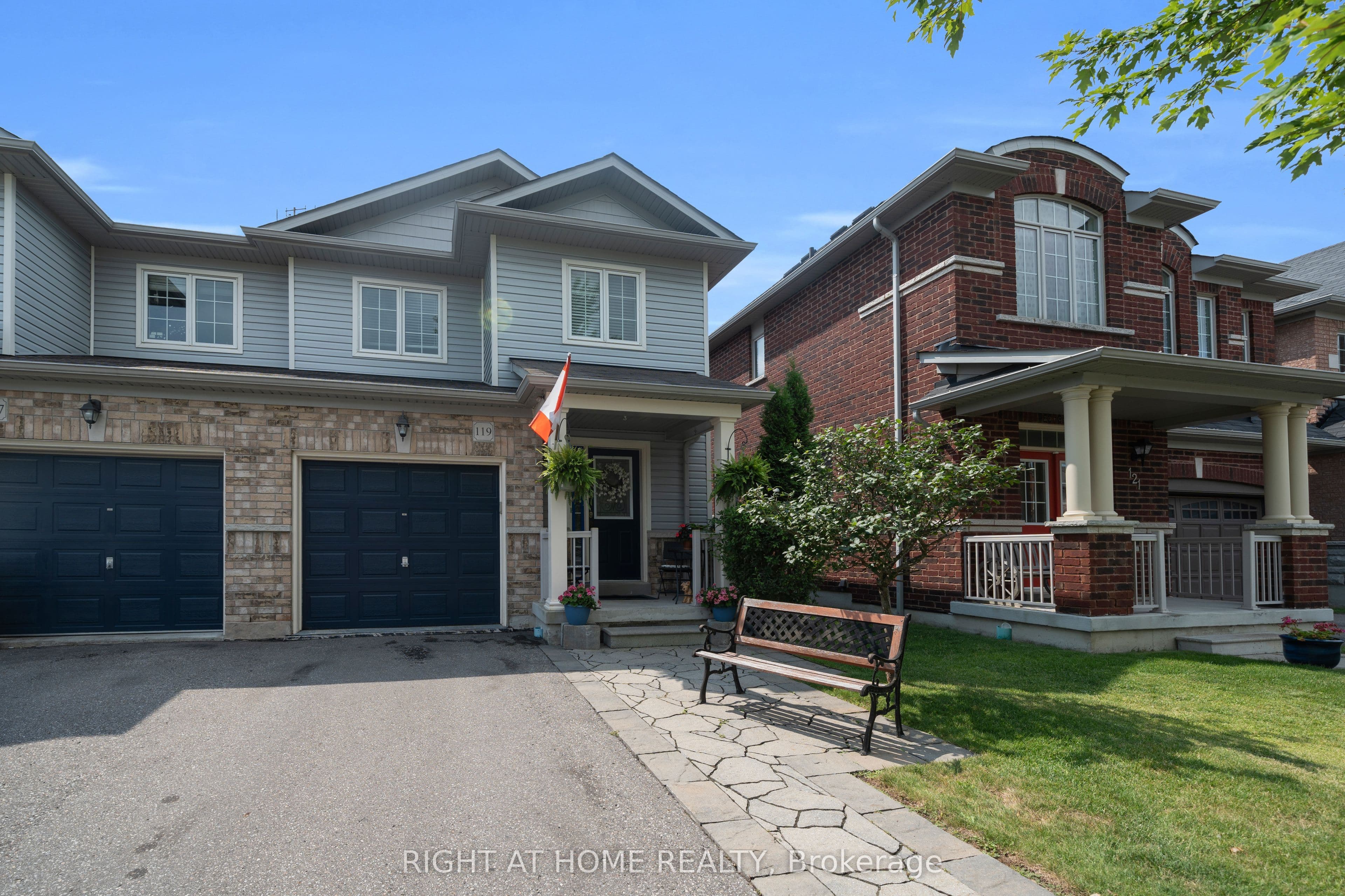 119 Vera Lynn Crescent photo 1
