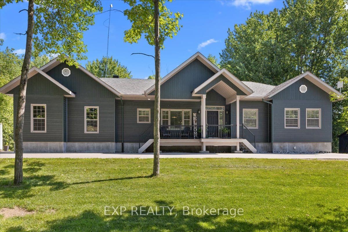 72 Darcys Way photo 1