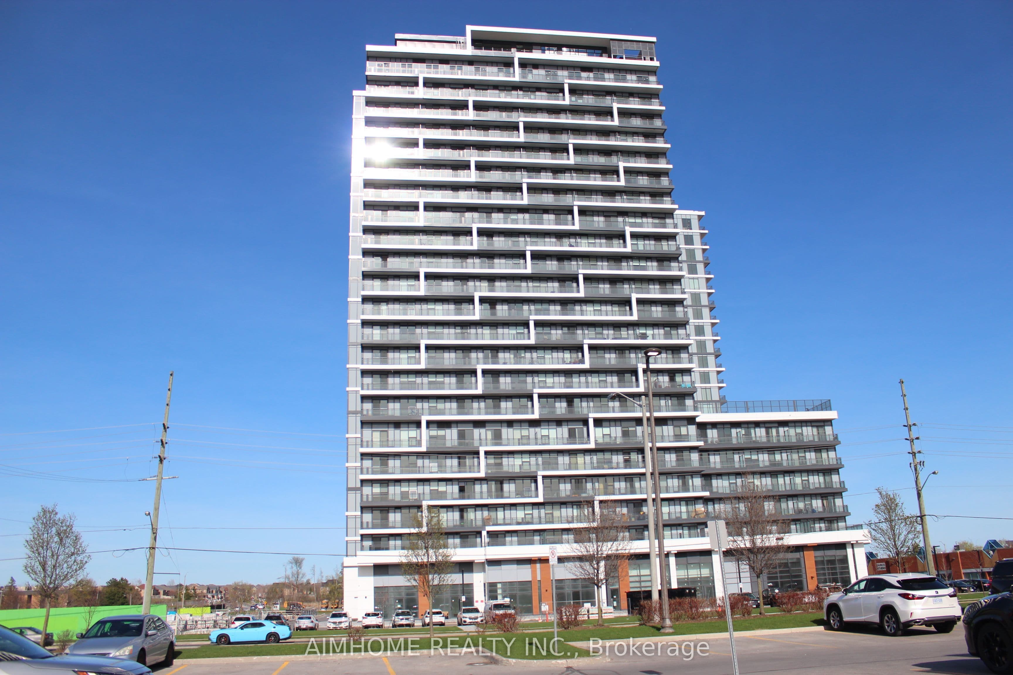 9763 Markham Road photo 1