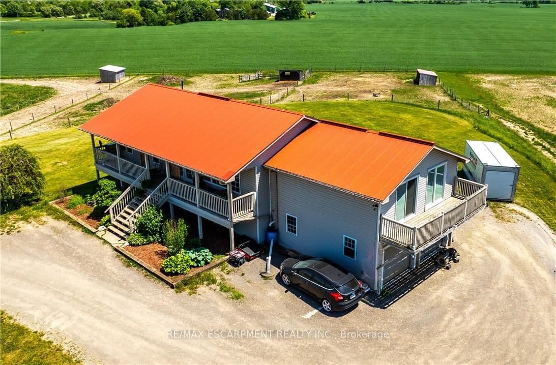 174 Painter Road photo 1