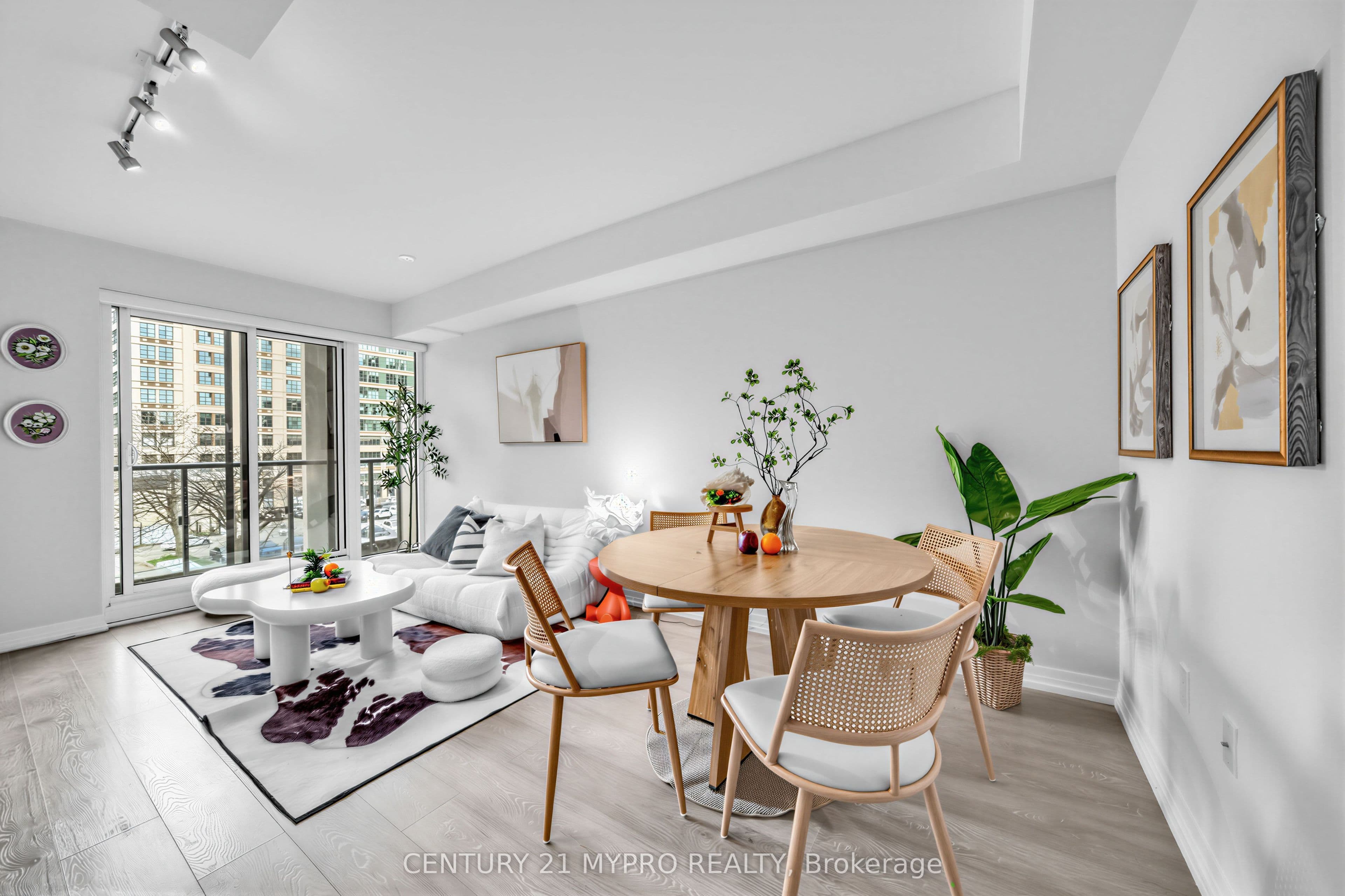 Unit 315 251 Jarvis Street photo 1
