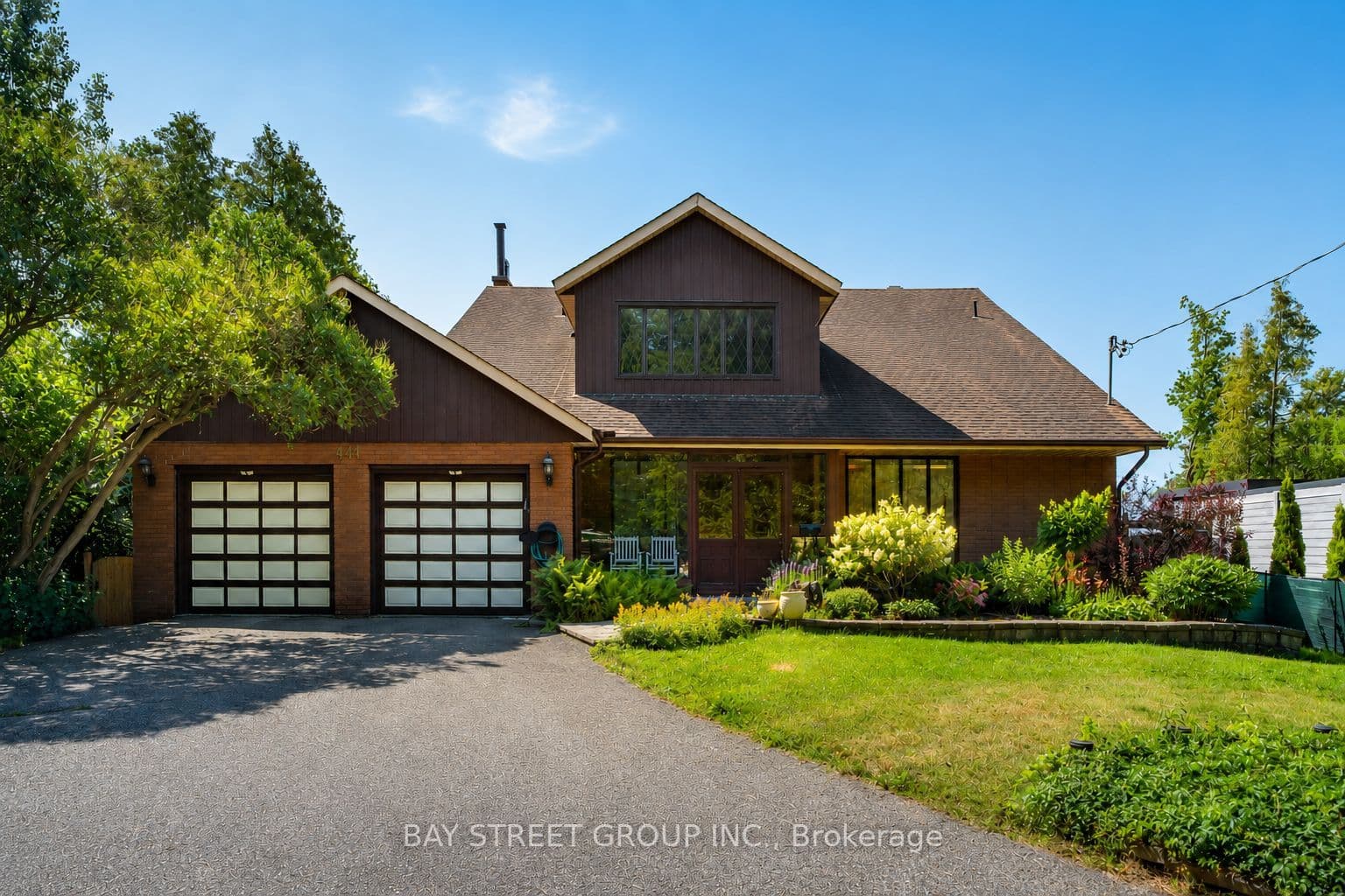 441 Guildwood Parkway photo 1