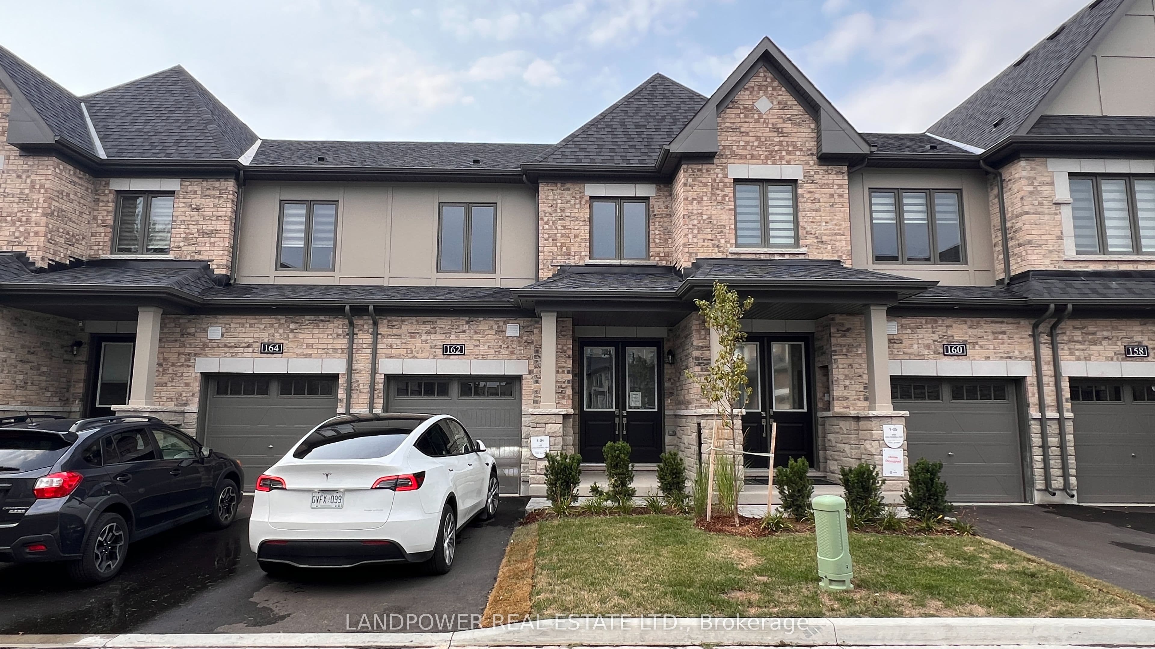 101 Anna Russell Way photo 1
