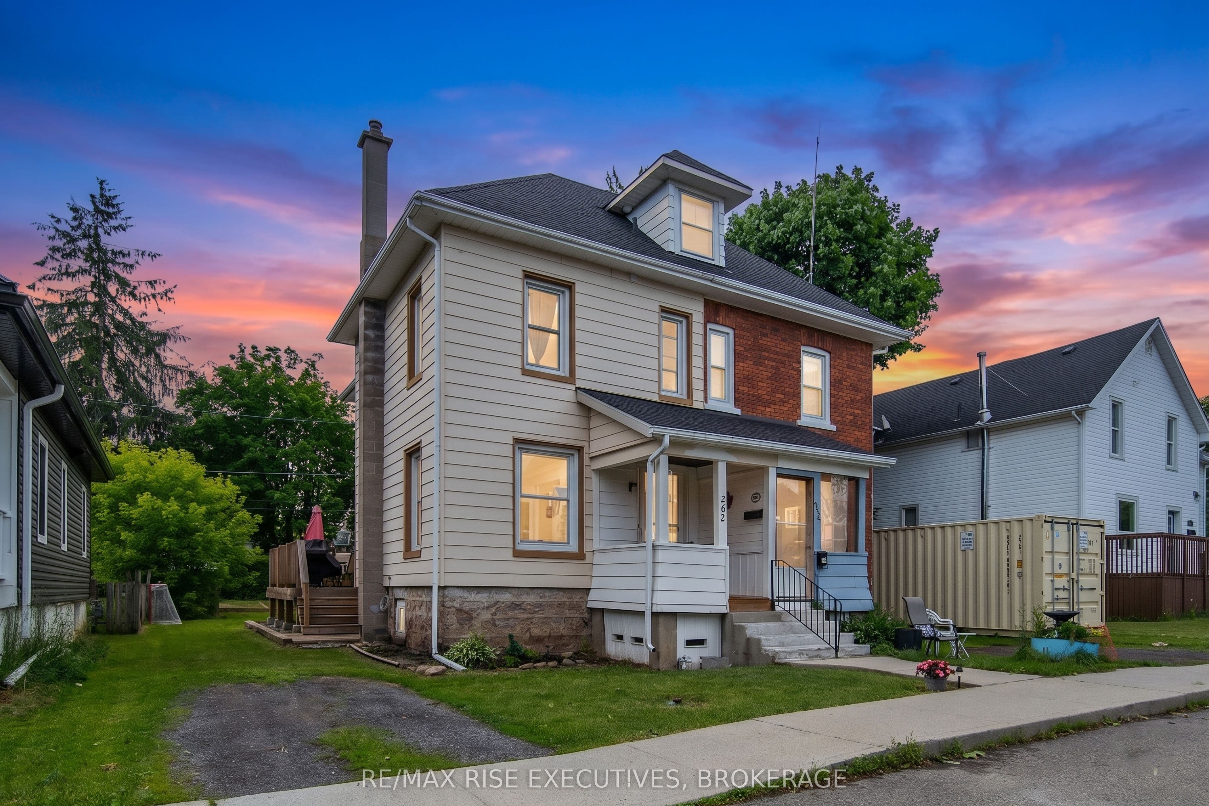282 Sydenham Street photo 1