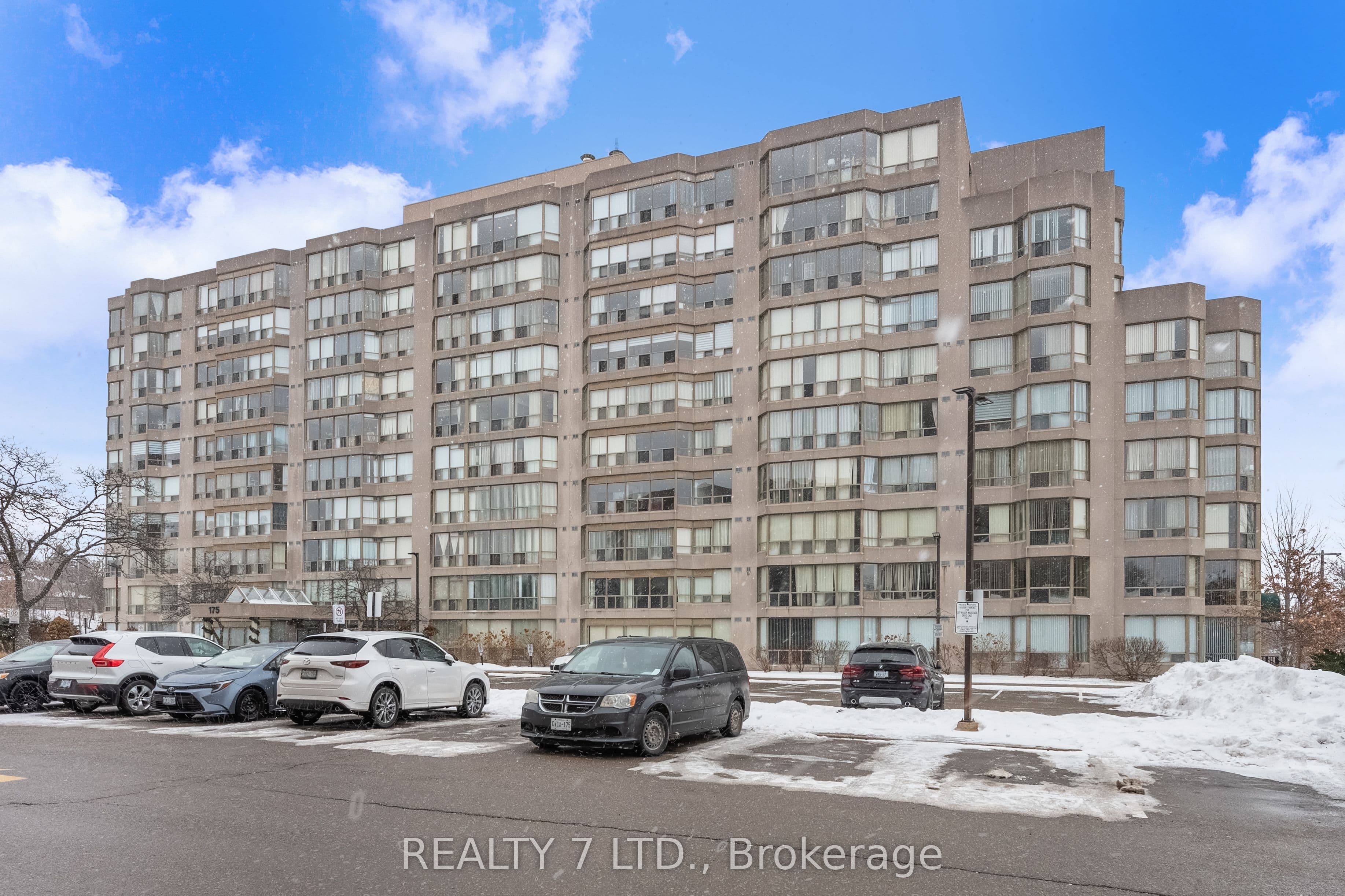 Unit 303 175 Cedar Avenue photo 1