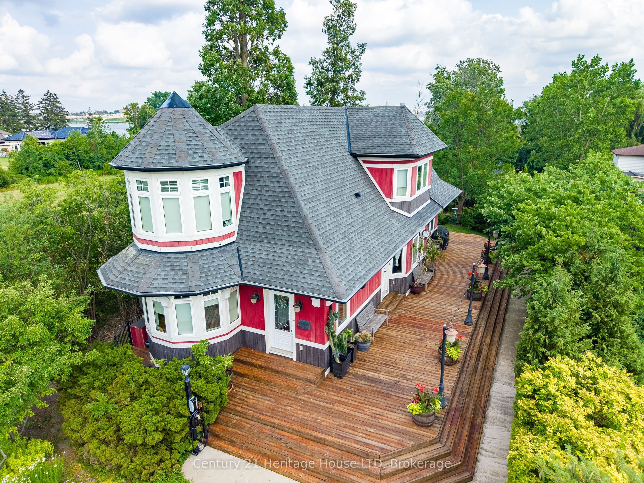 134 Albany Road photo 1