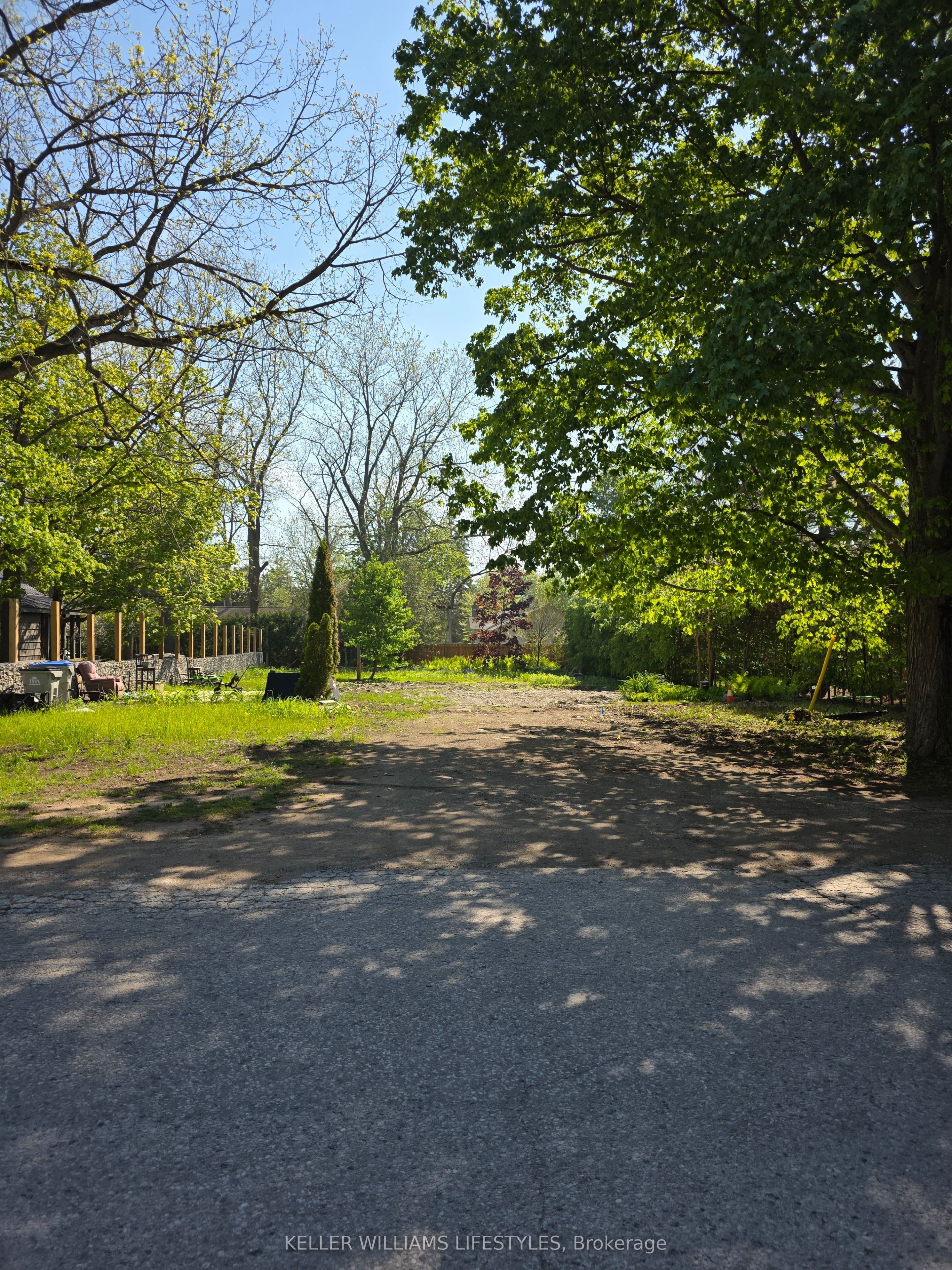 31 Main Street photo 1