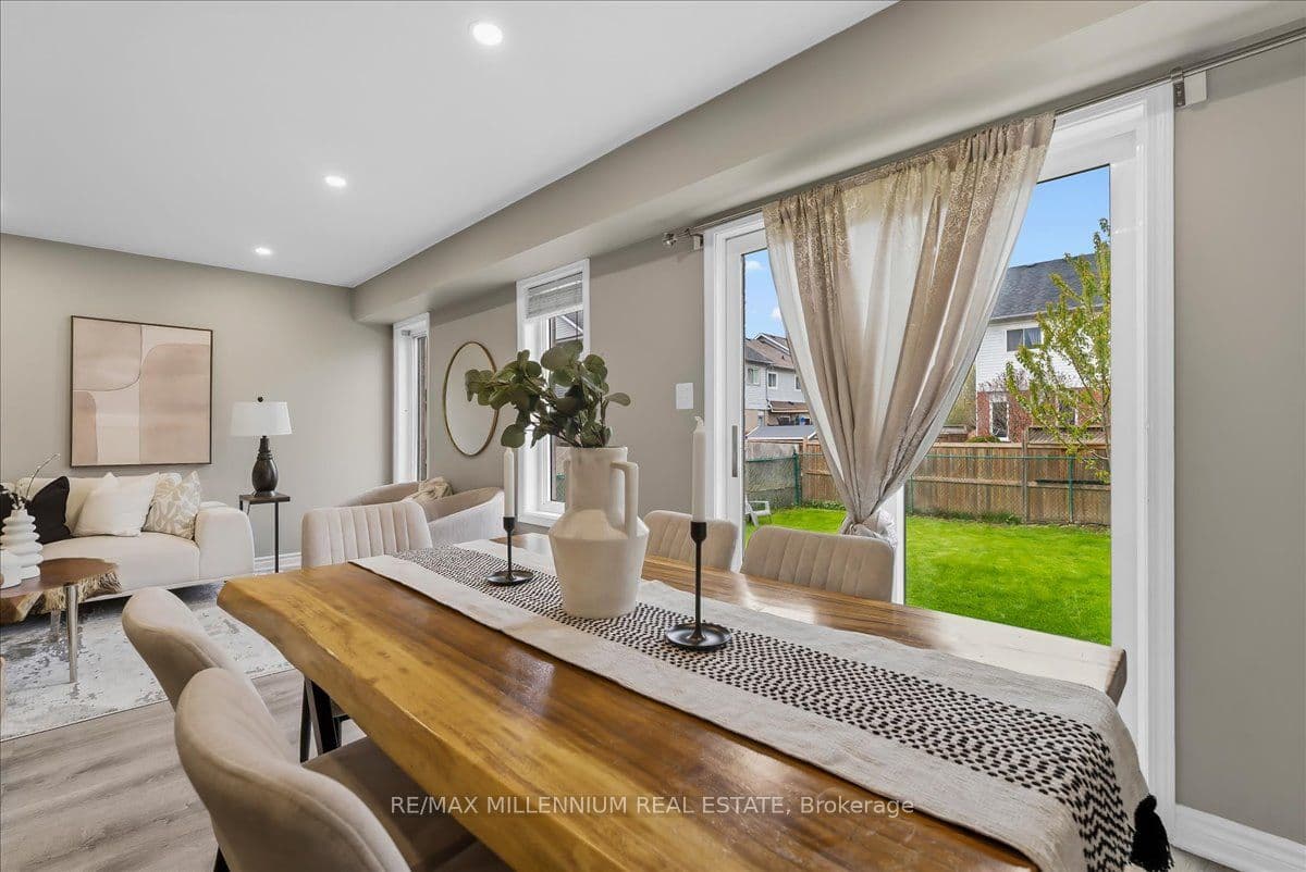 214 Graburn Avenue photo 1
