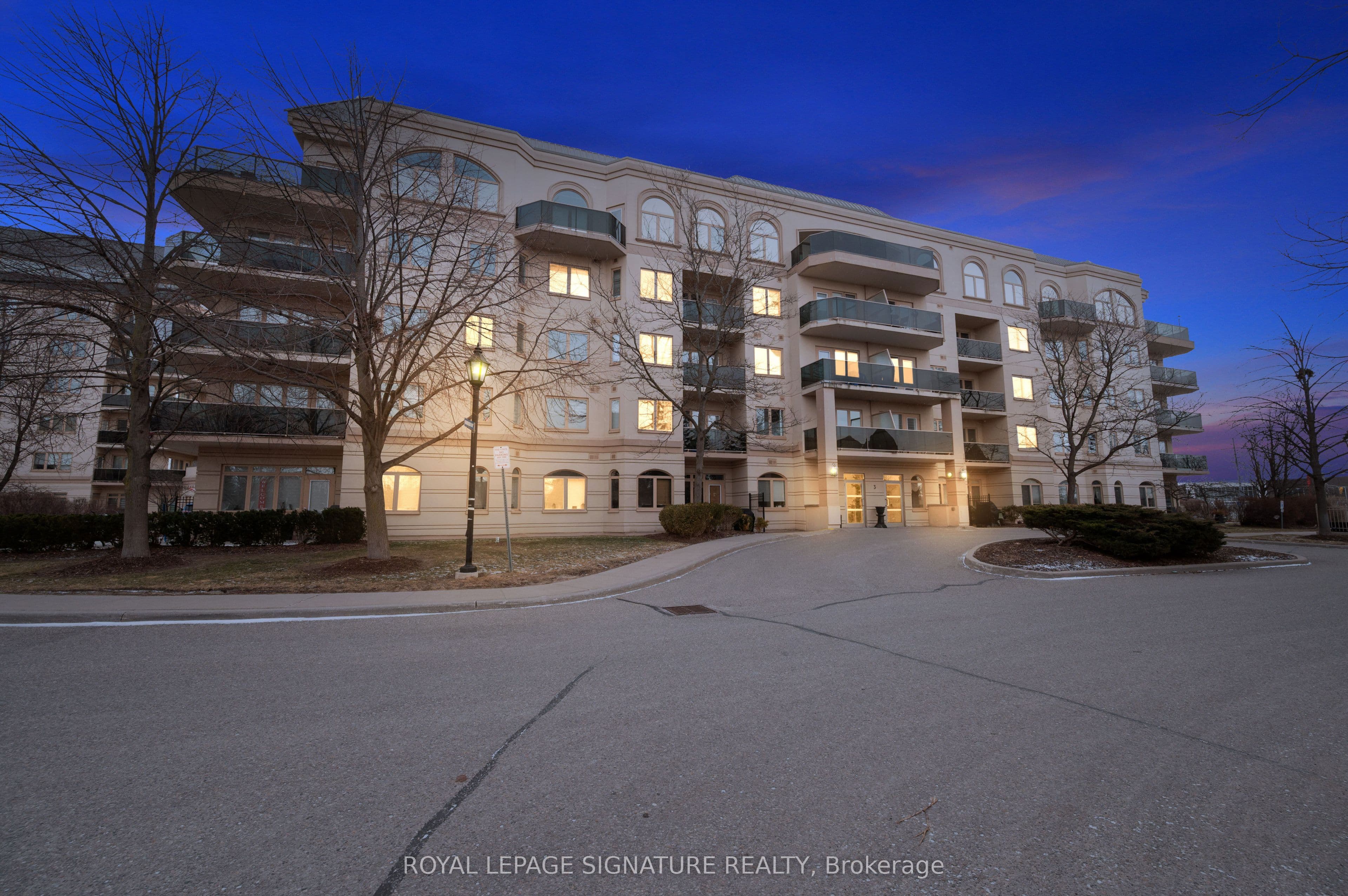 Unit 205 3 Dayspring Circle photo 1
