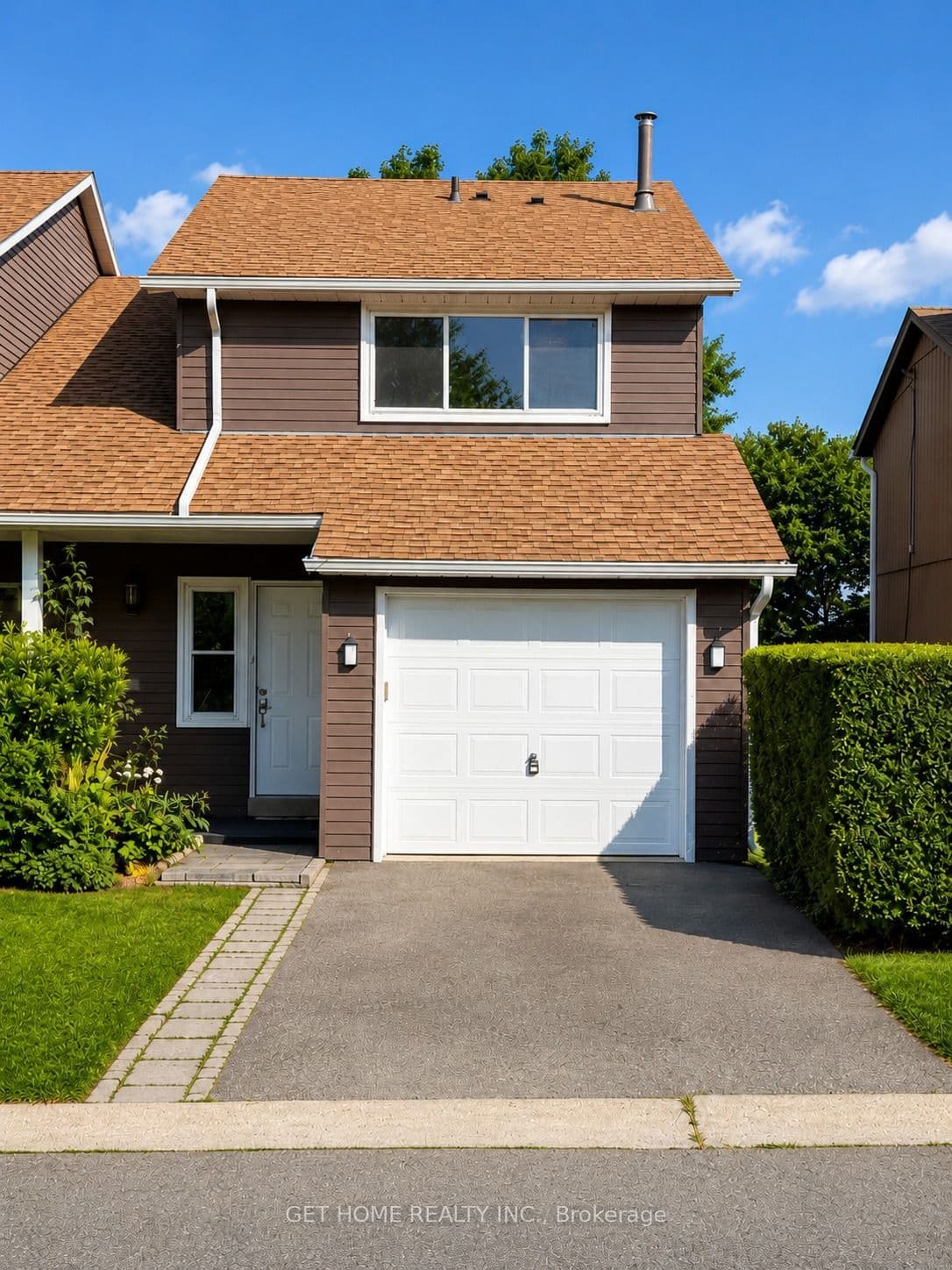 Unit #23 2185 Fairchild Boulevard photo 1