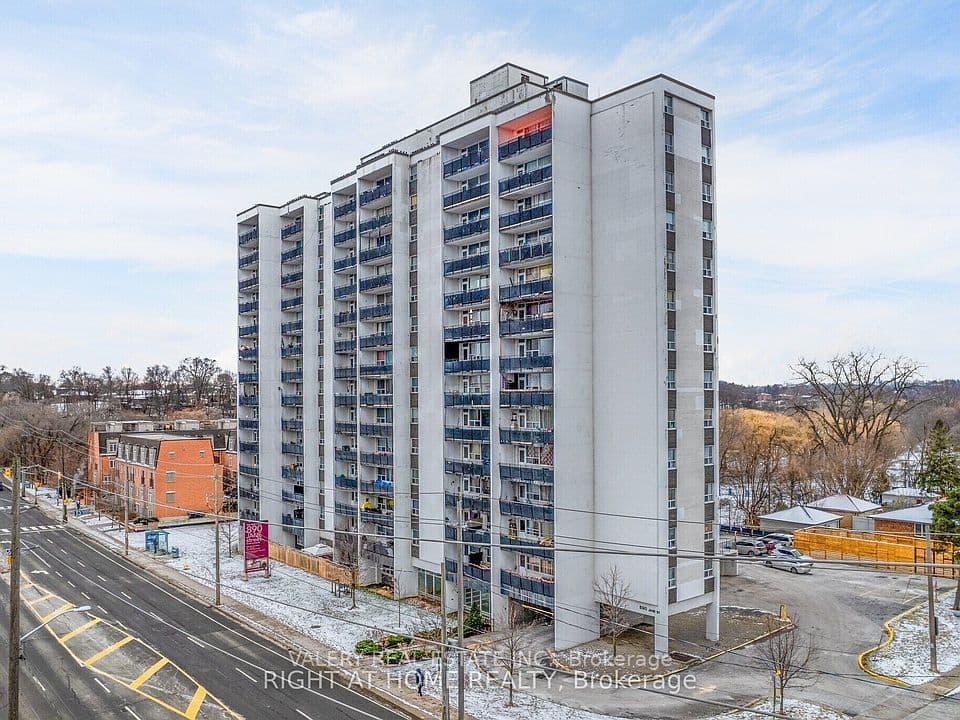 Unit 1508 890 Jane Street photo 1
