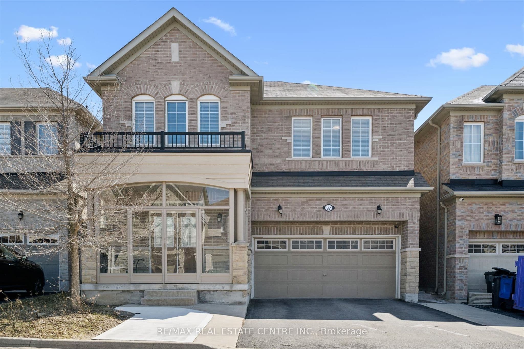 37 Zanetta Crescent photo 1