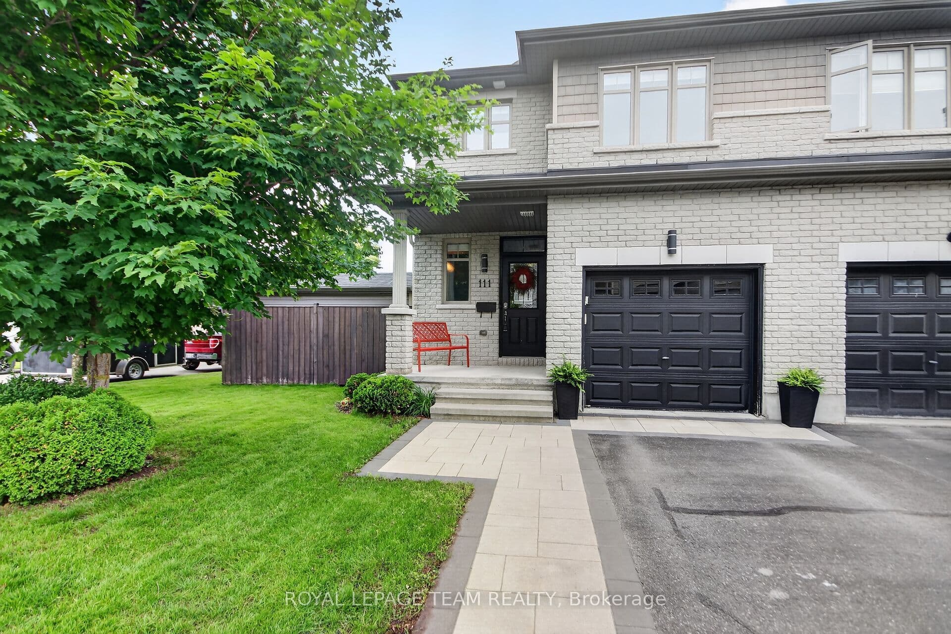 111 Hawkeswood Drive photo 1