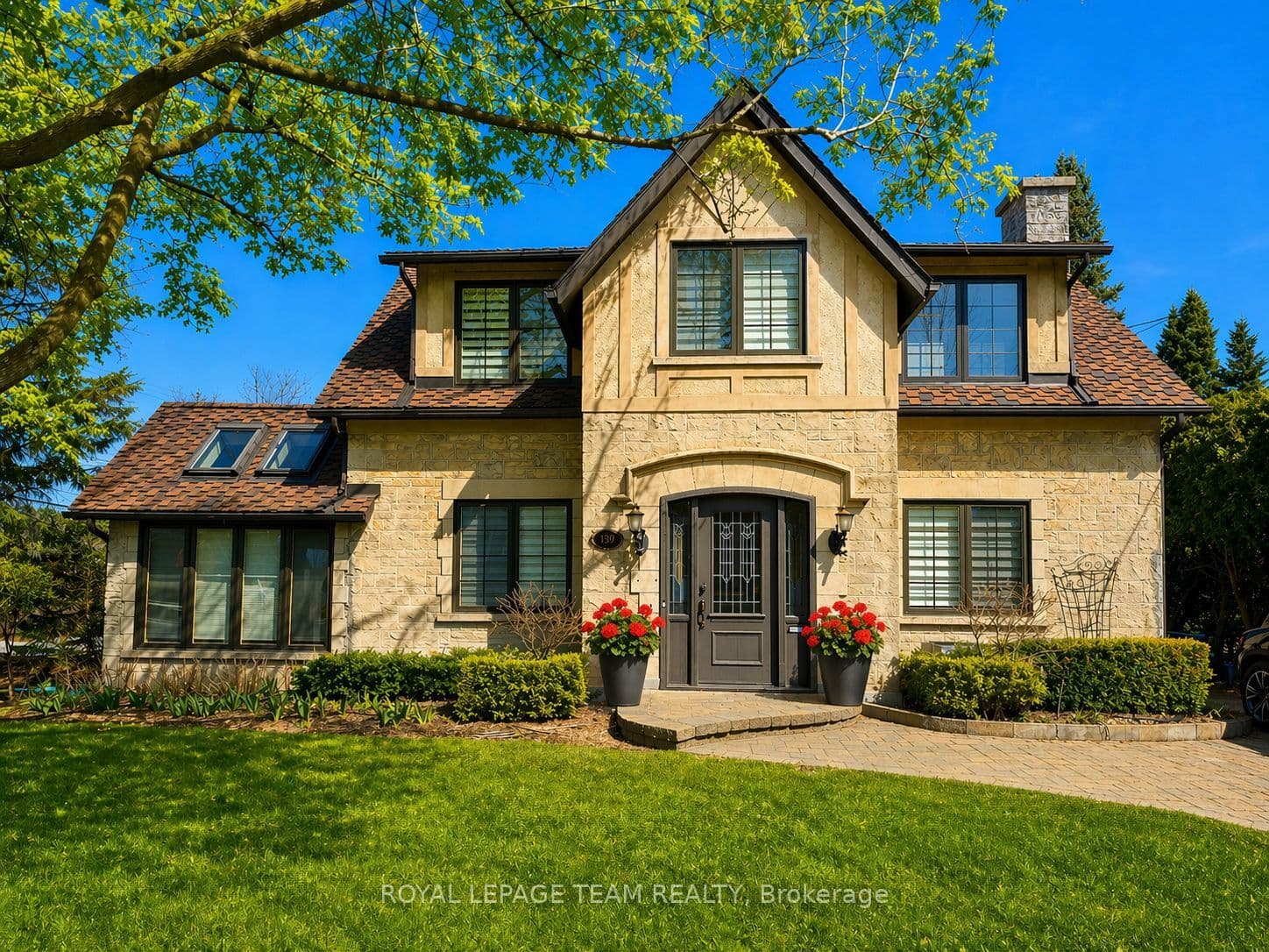 139 PLEASANT PARK Road photo 1