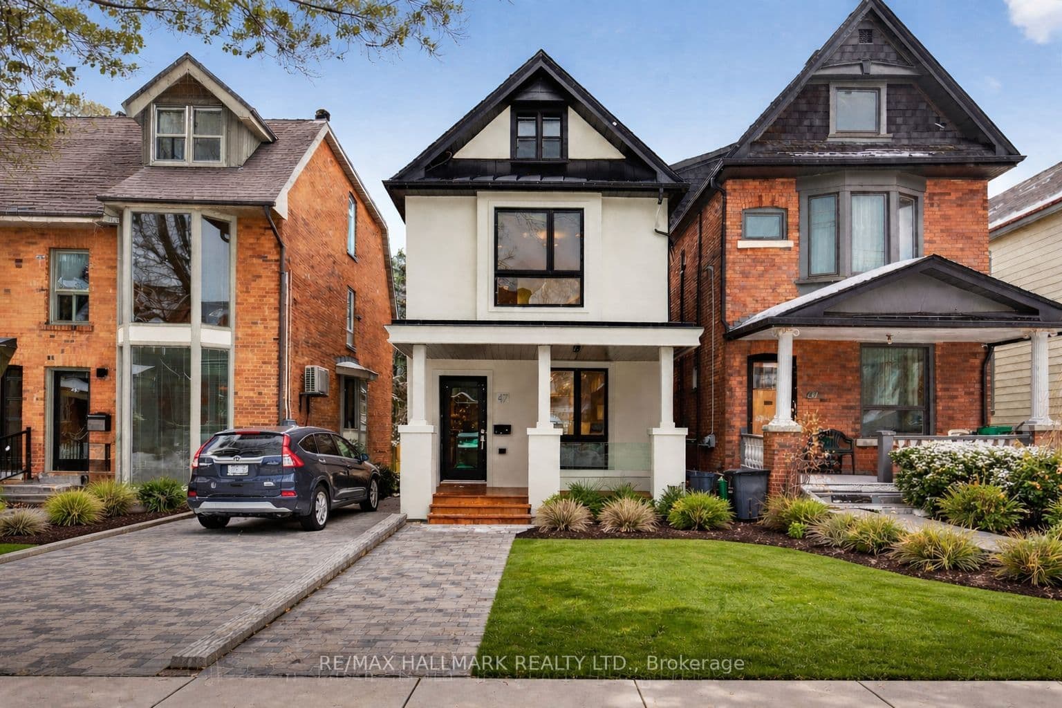 47 Harcourt Avenue photo 1