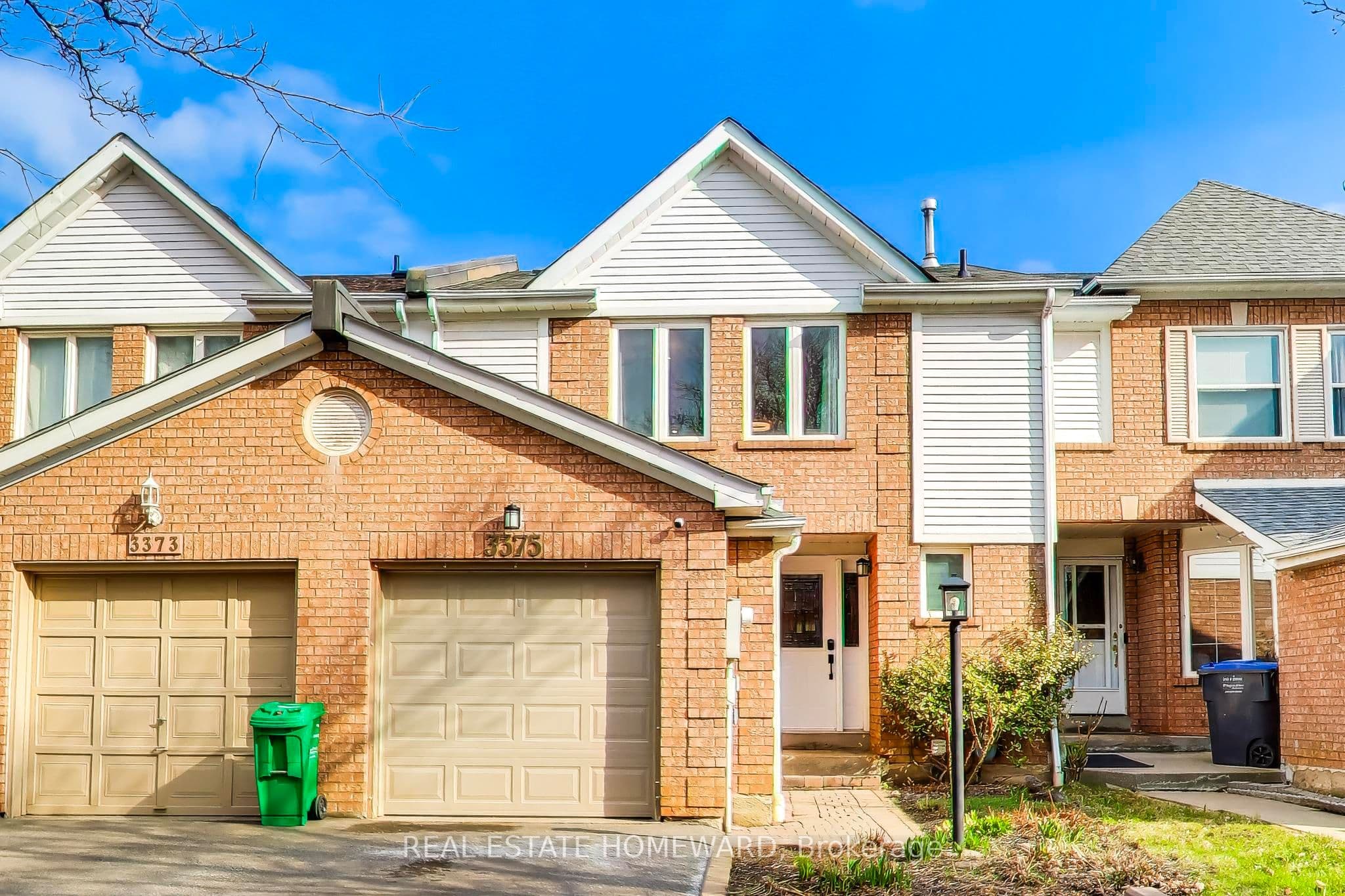 3375 Fenwick Crescent photo 1