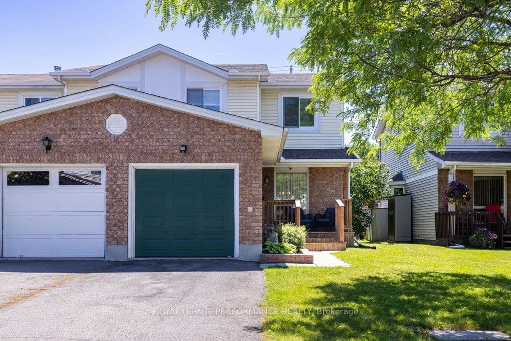 38 Burlington Crescent photo 1