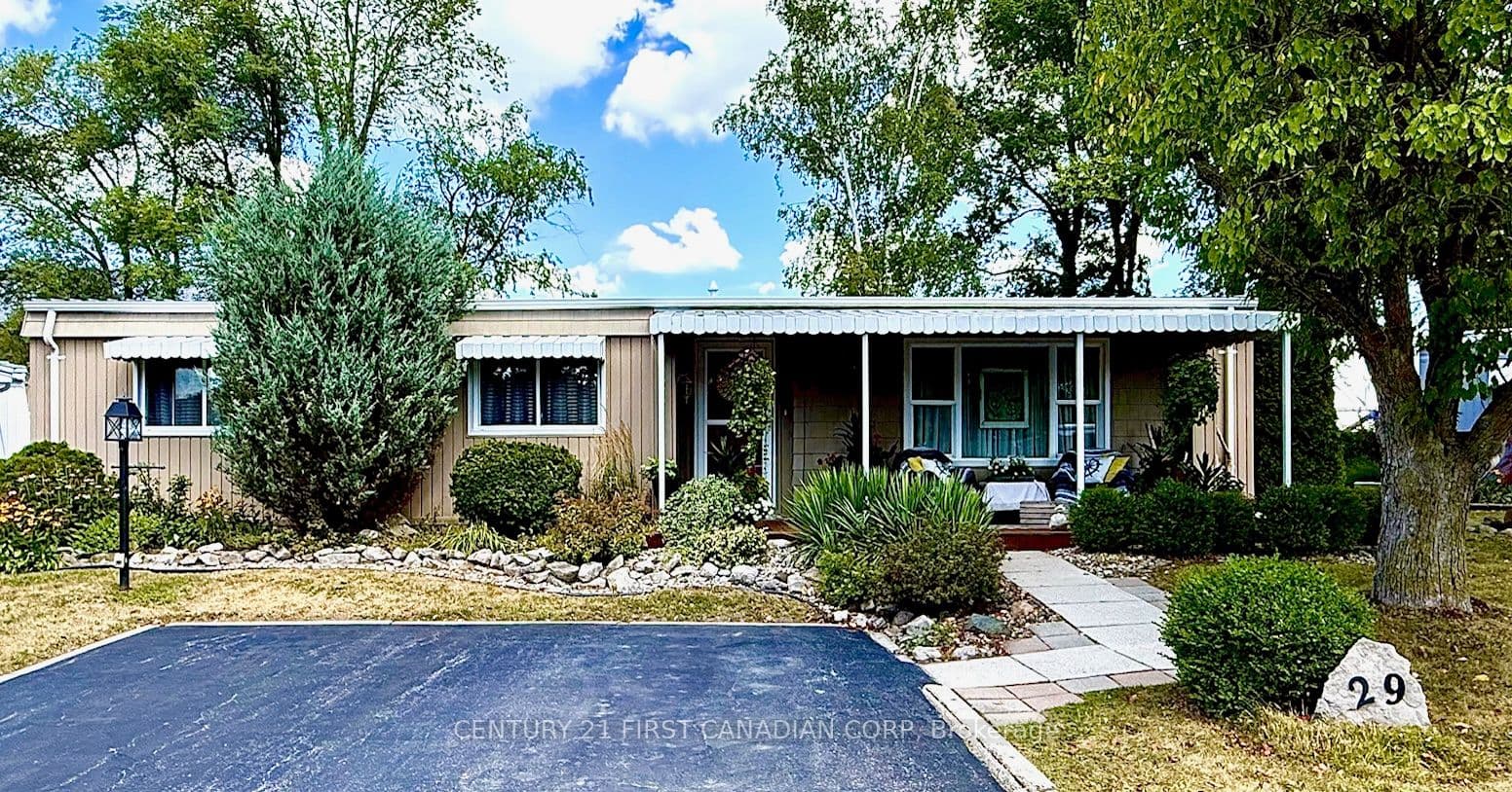 29 Maple Grove Court photo 1
