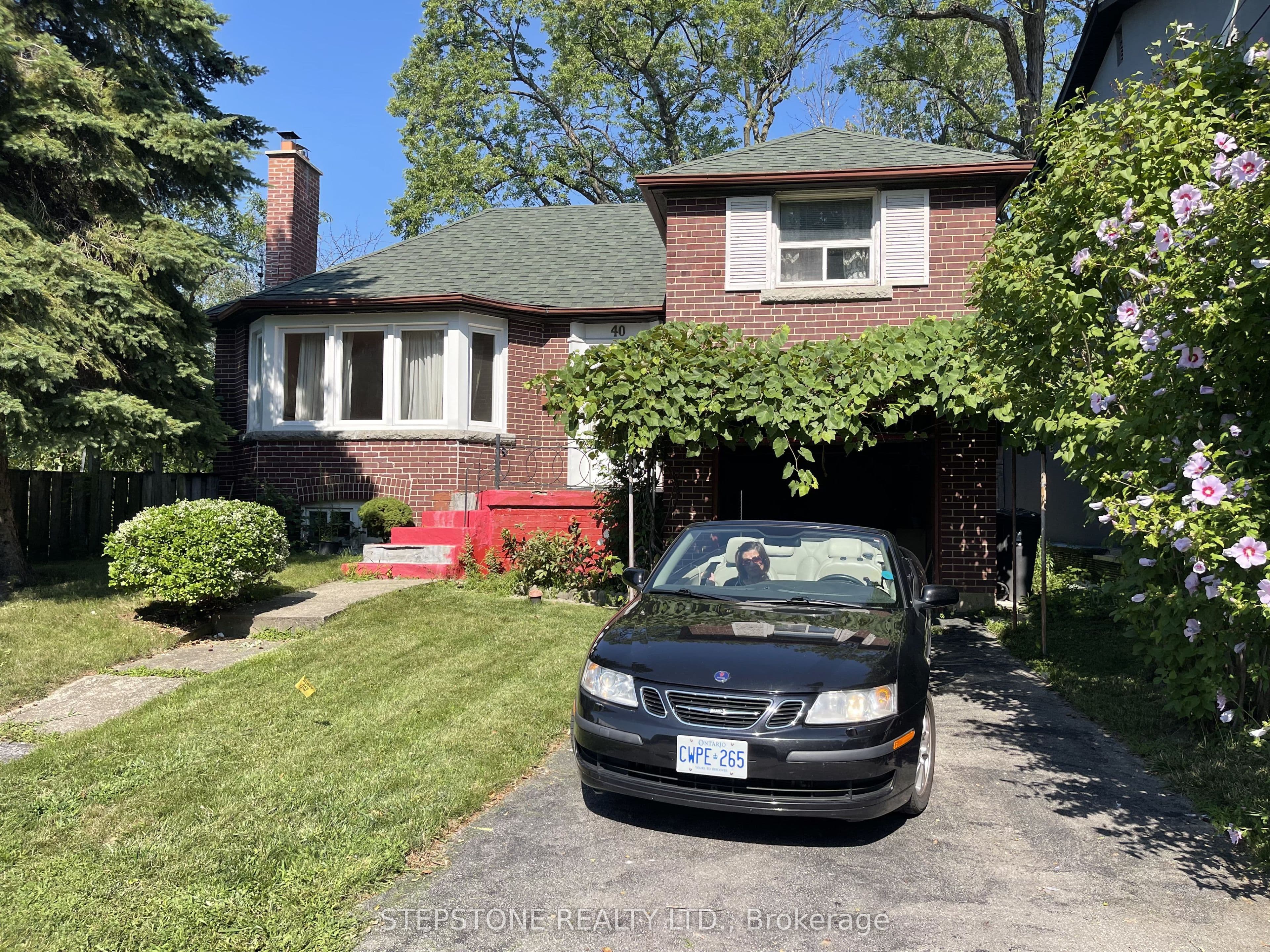 40 Glenvalley Drive photo 1