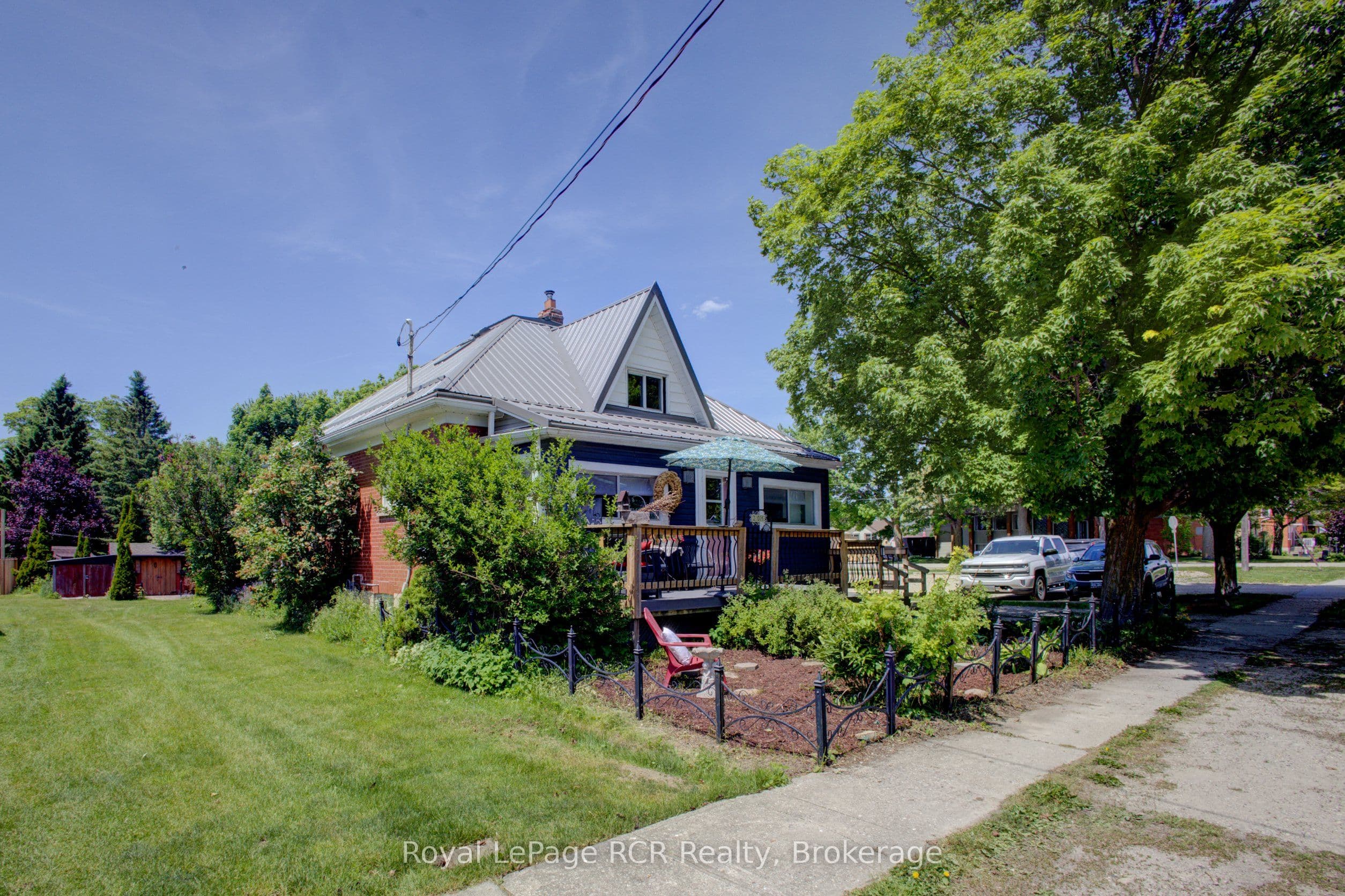 204 King Street photo 1