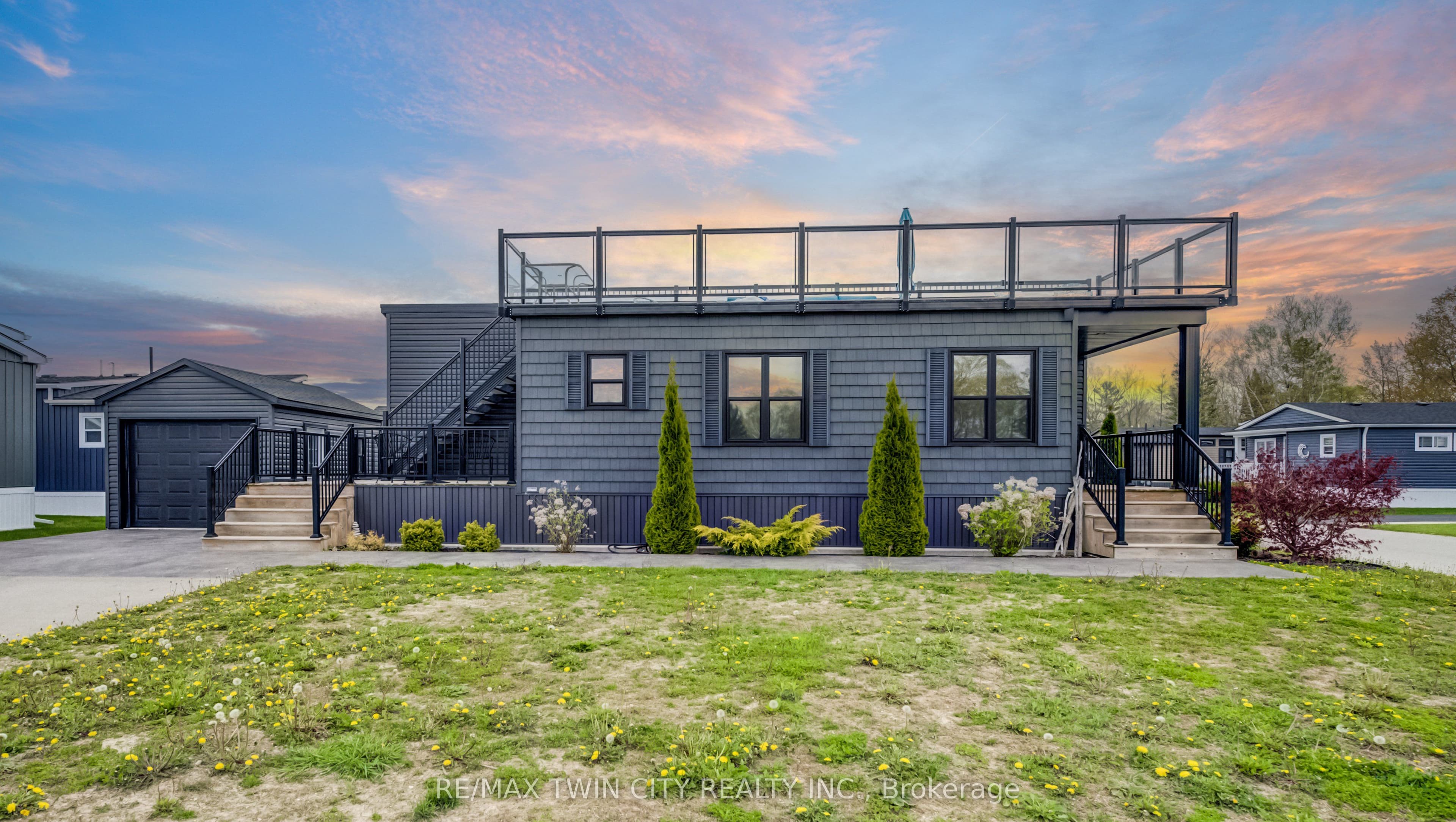 Unit 61 77683 Bluewater Highway photo 1