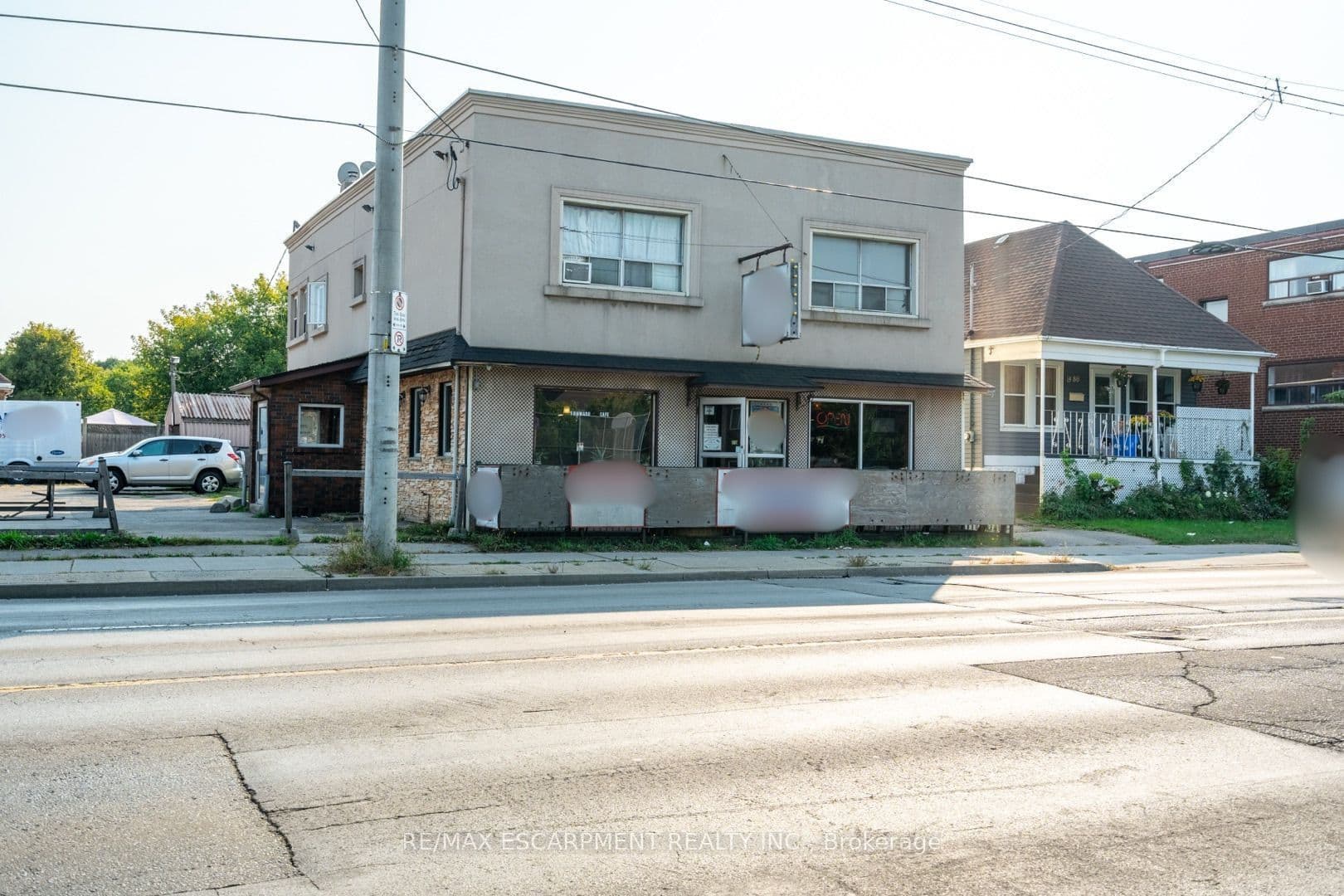 1490 Barton Street photo 1