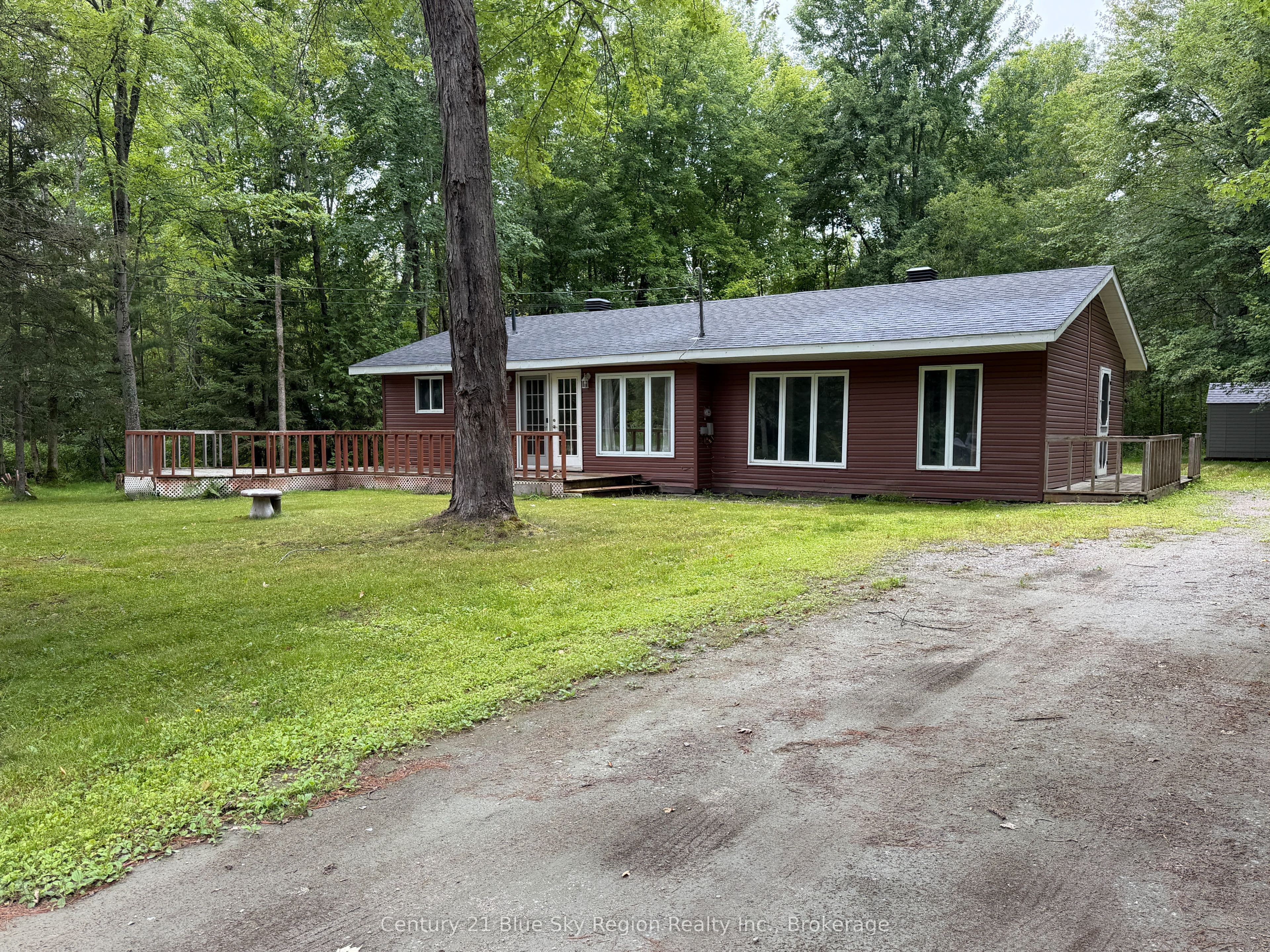 346 Jocko Point Road photo 1