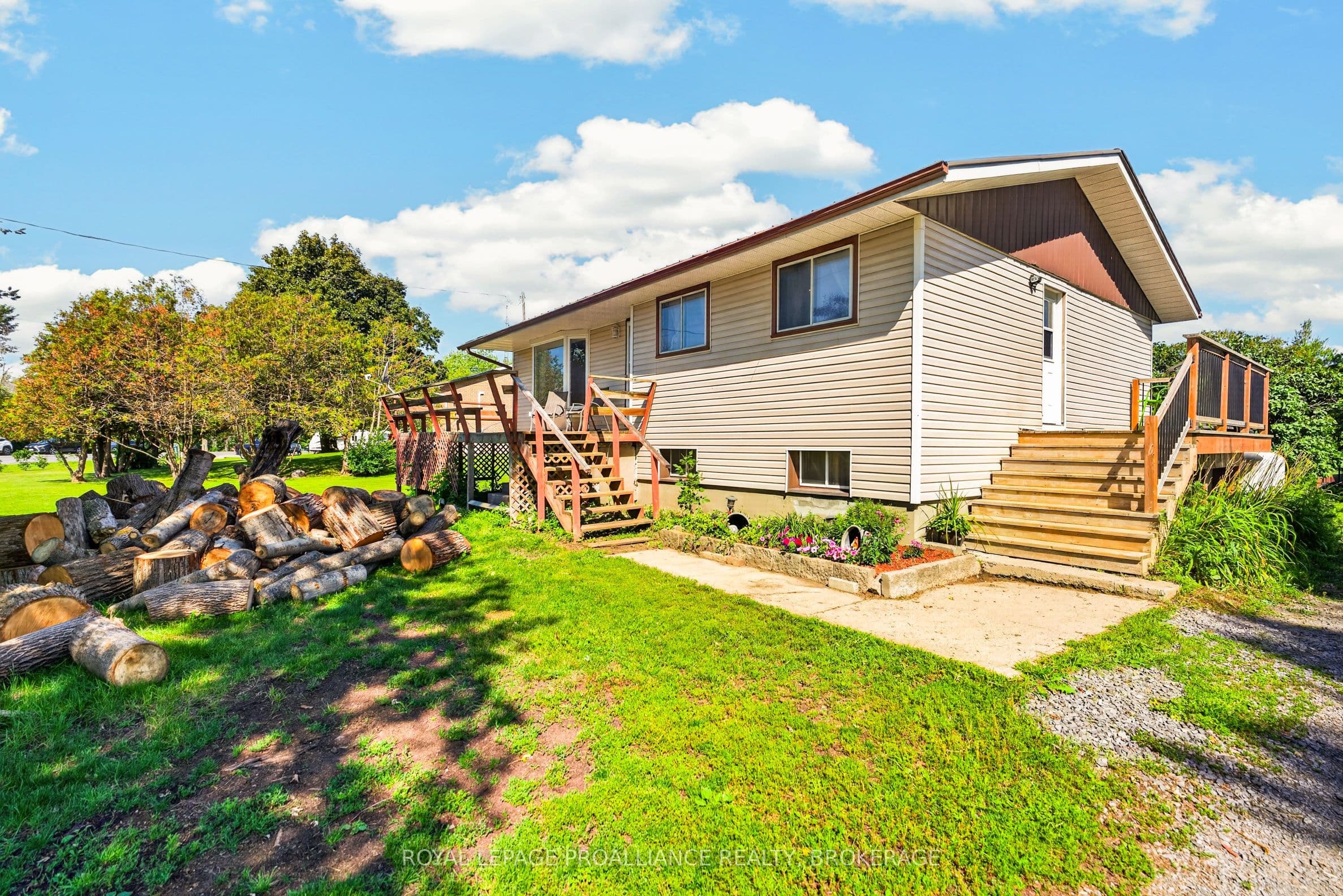 3670 Smith Road photo 1